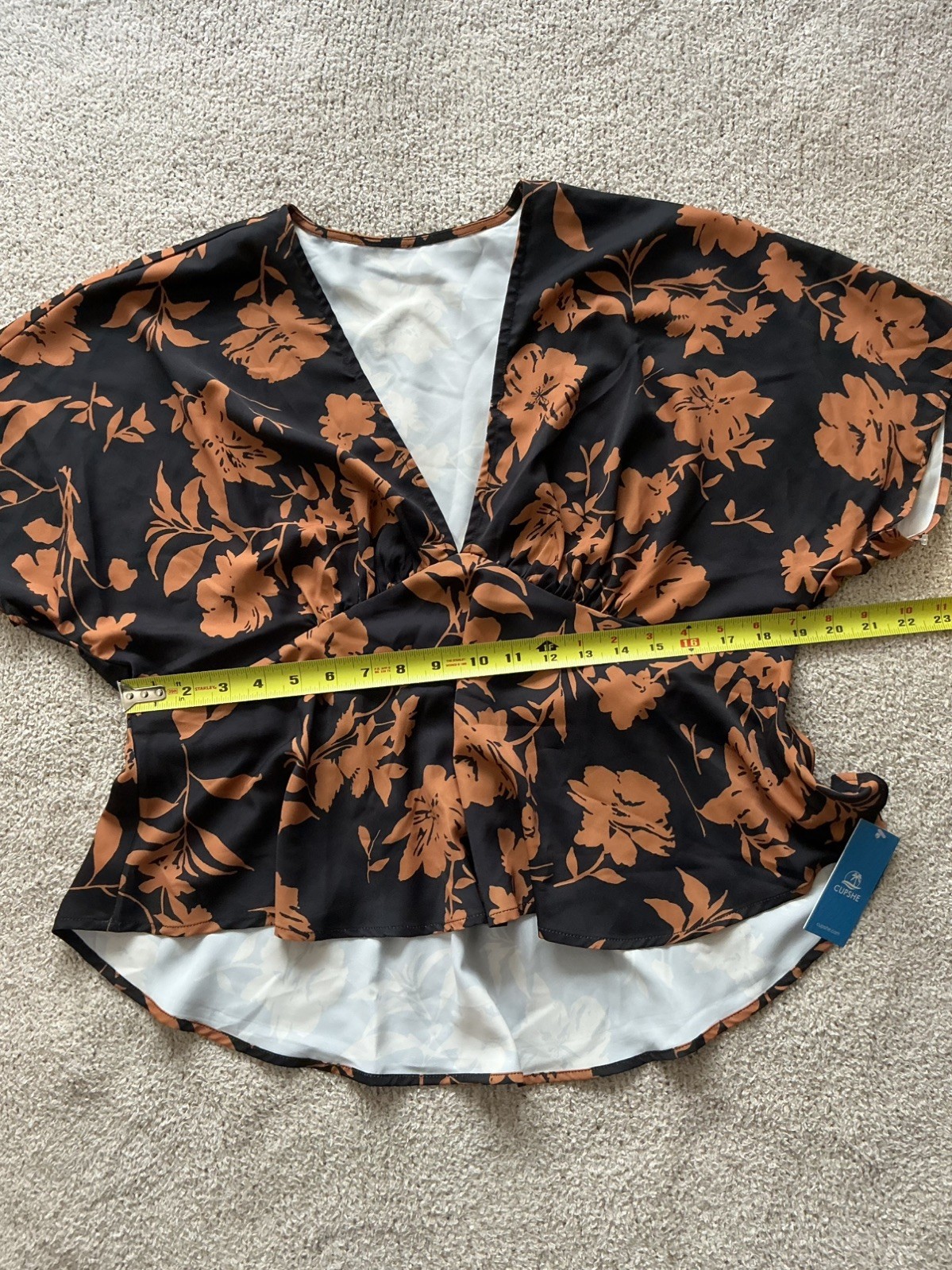 Cupshe Floral Peplum Blouse Size XL – Black & Tan V-Neck Top
