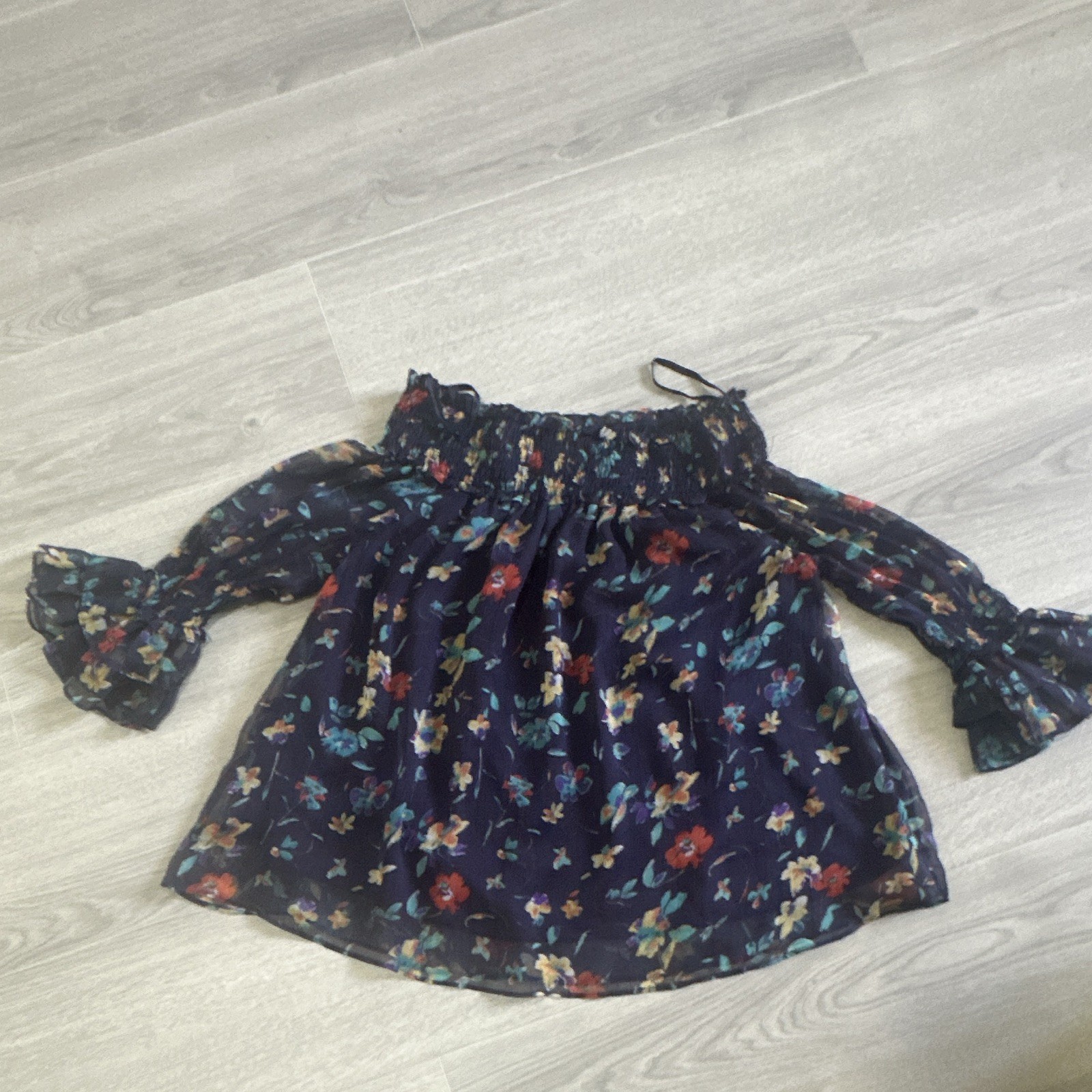 American Eagle Outfitters M Navy Floral Off-Shoulder Peasant Smocked Blouse