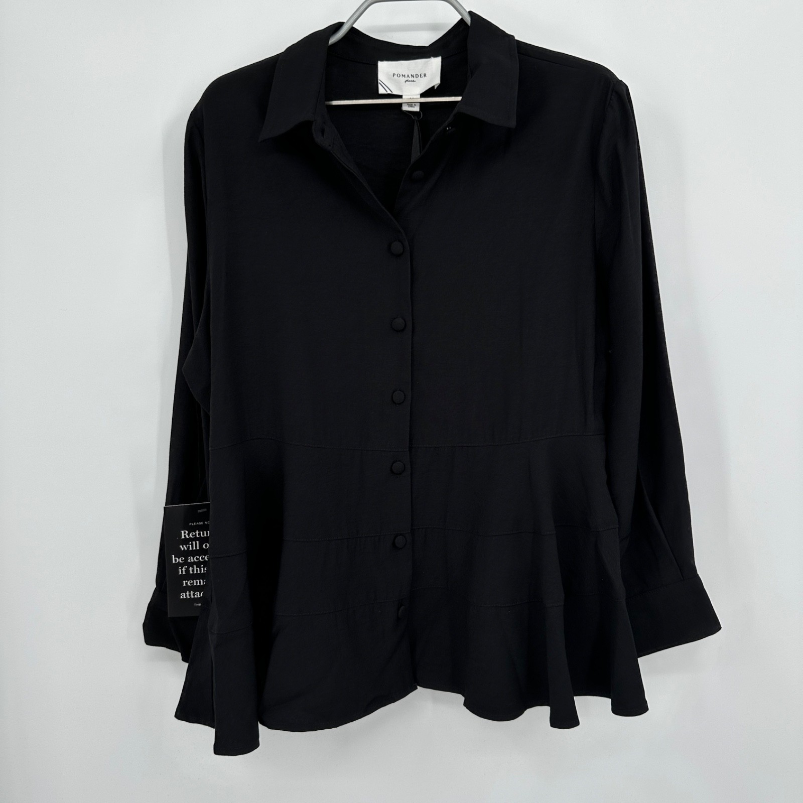 Pomander Place by Tuckernuck Black Ashlen Blouse sz M Women’s Button Front NWT