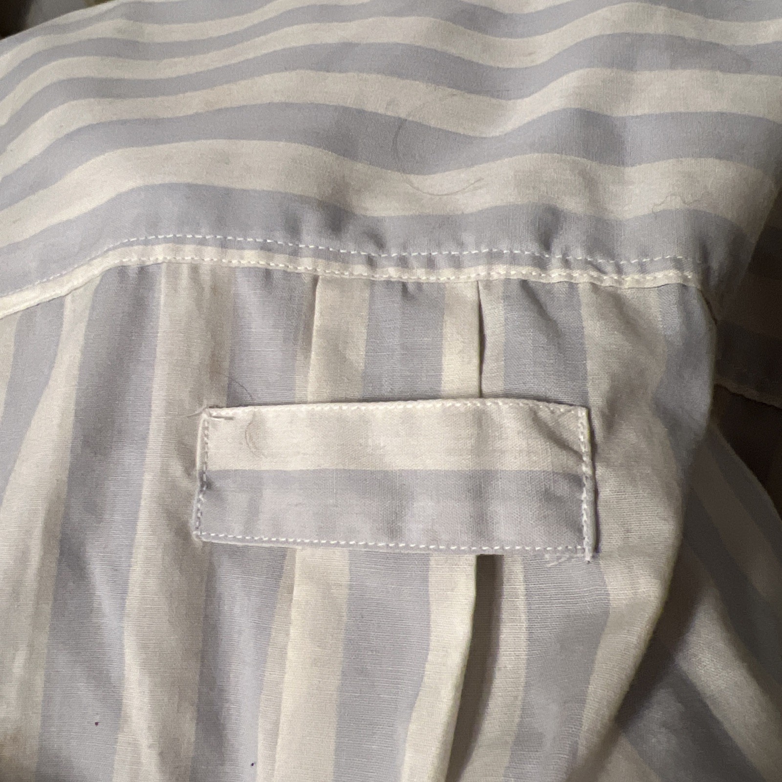 “SALE” Women Crisp L Sleeve Shirt Size M Bust 44, Gray/White chalk Stripe