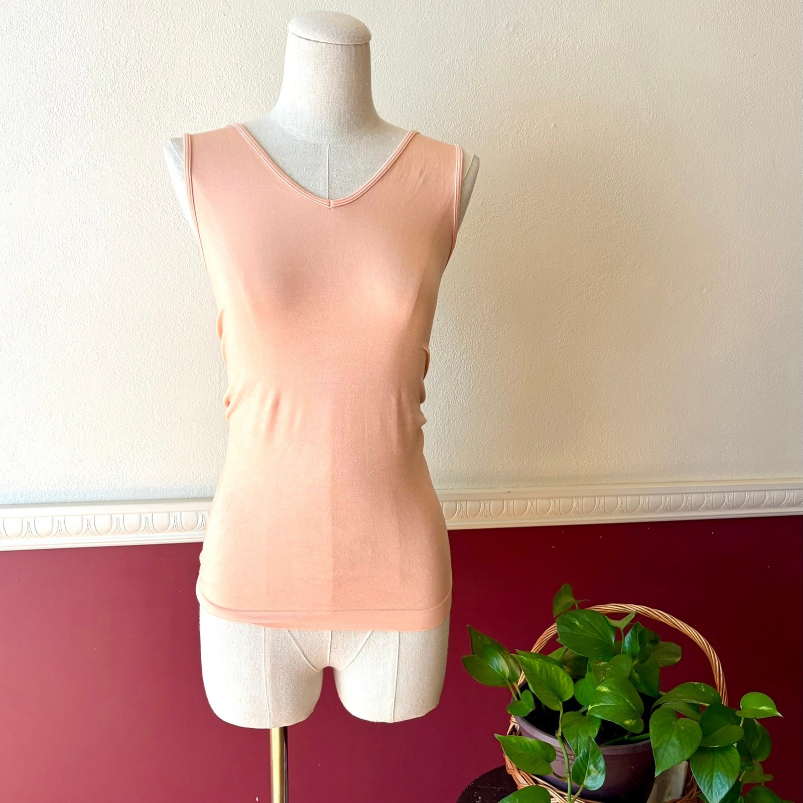 Elietian Reversible Seamless Tank Top Bellini Scoop V-Neck OS Stretch 22.5 Long