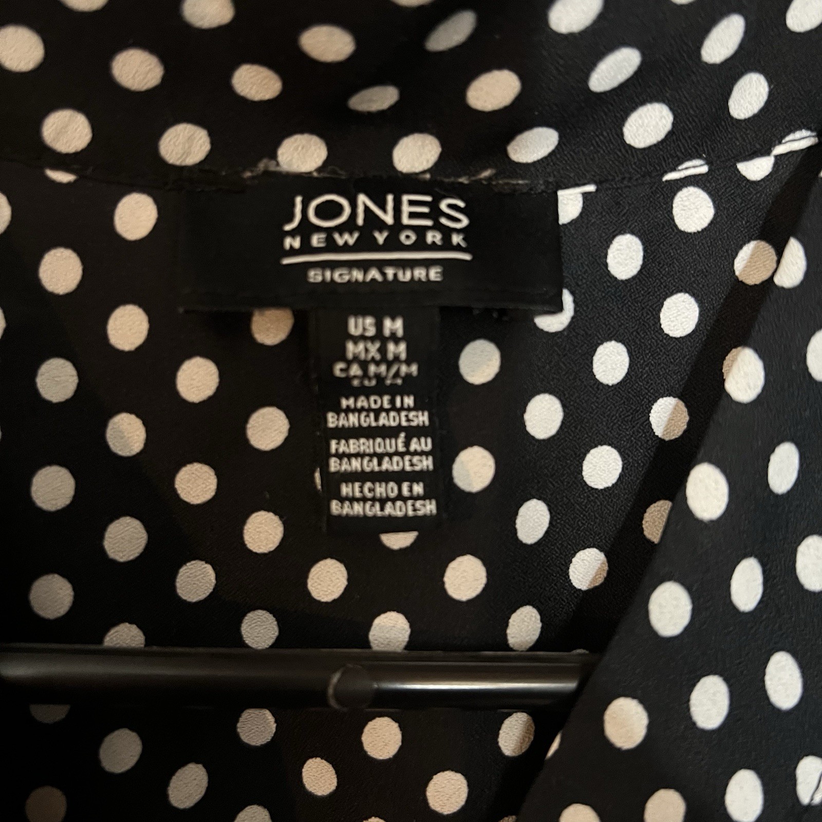 Jones New York Signature Women’s M Black/White Polka Dot V-Neck Sleeveless Blou…