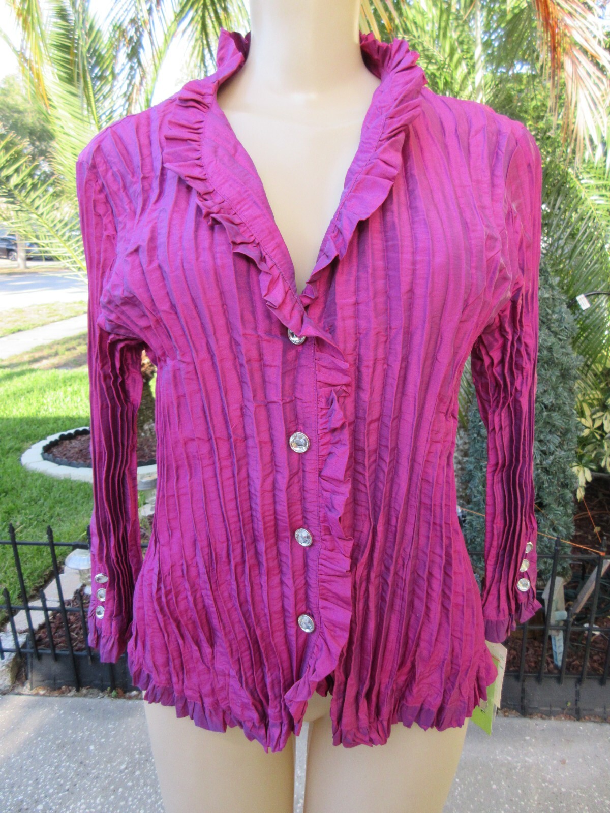 Agora Magenta Crinkle Blouse Size L Ruffle Button Front Crystal Buttons NWT