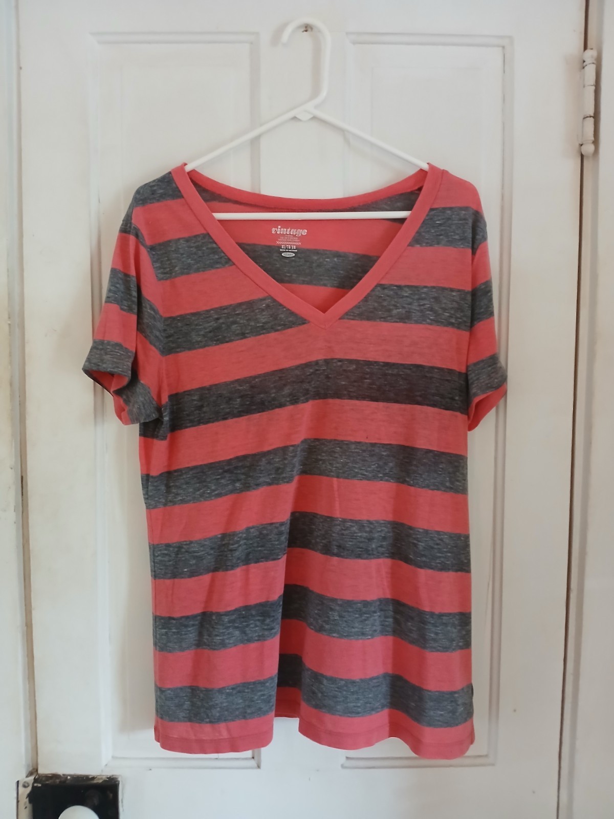 Old Navy Women’s XL Pink Gray Striped Shirt Vintage Short Sleeve Cotton Blend