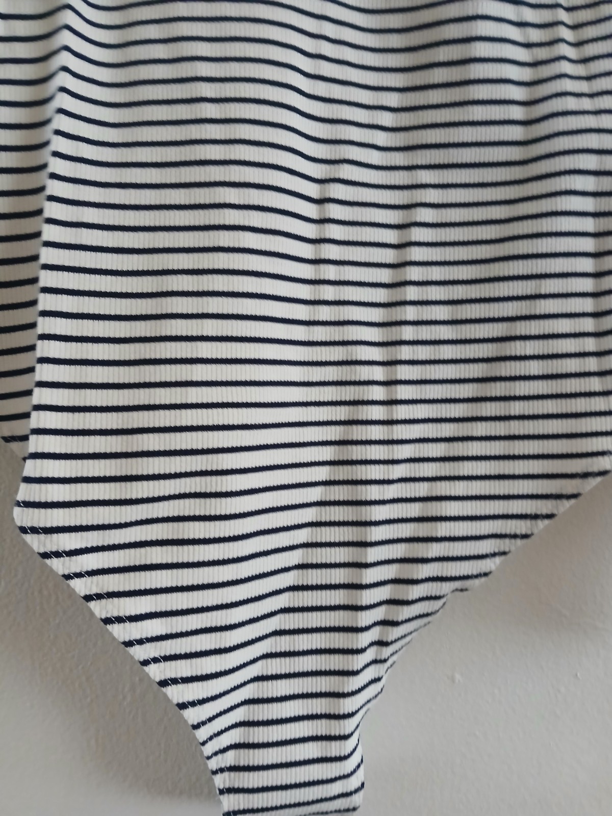 Steve Madden Women’s Bodysuit Size M Navy & white striped 95%Cotton 5% Spandex