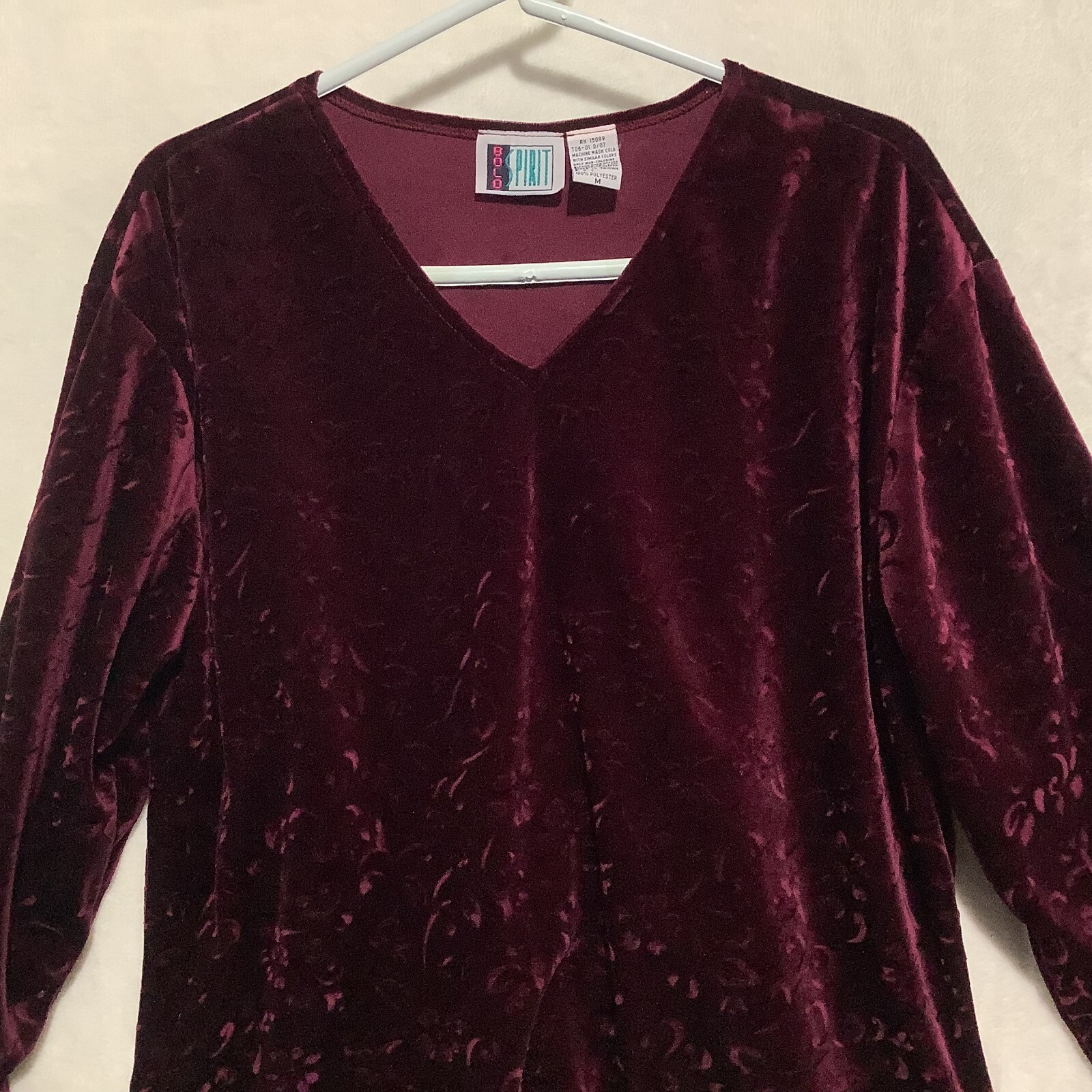 Vintage Bold Spirit Crushed Velvet Velour Shirt Floral Embossed Womens Sz M Red