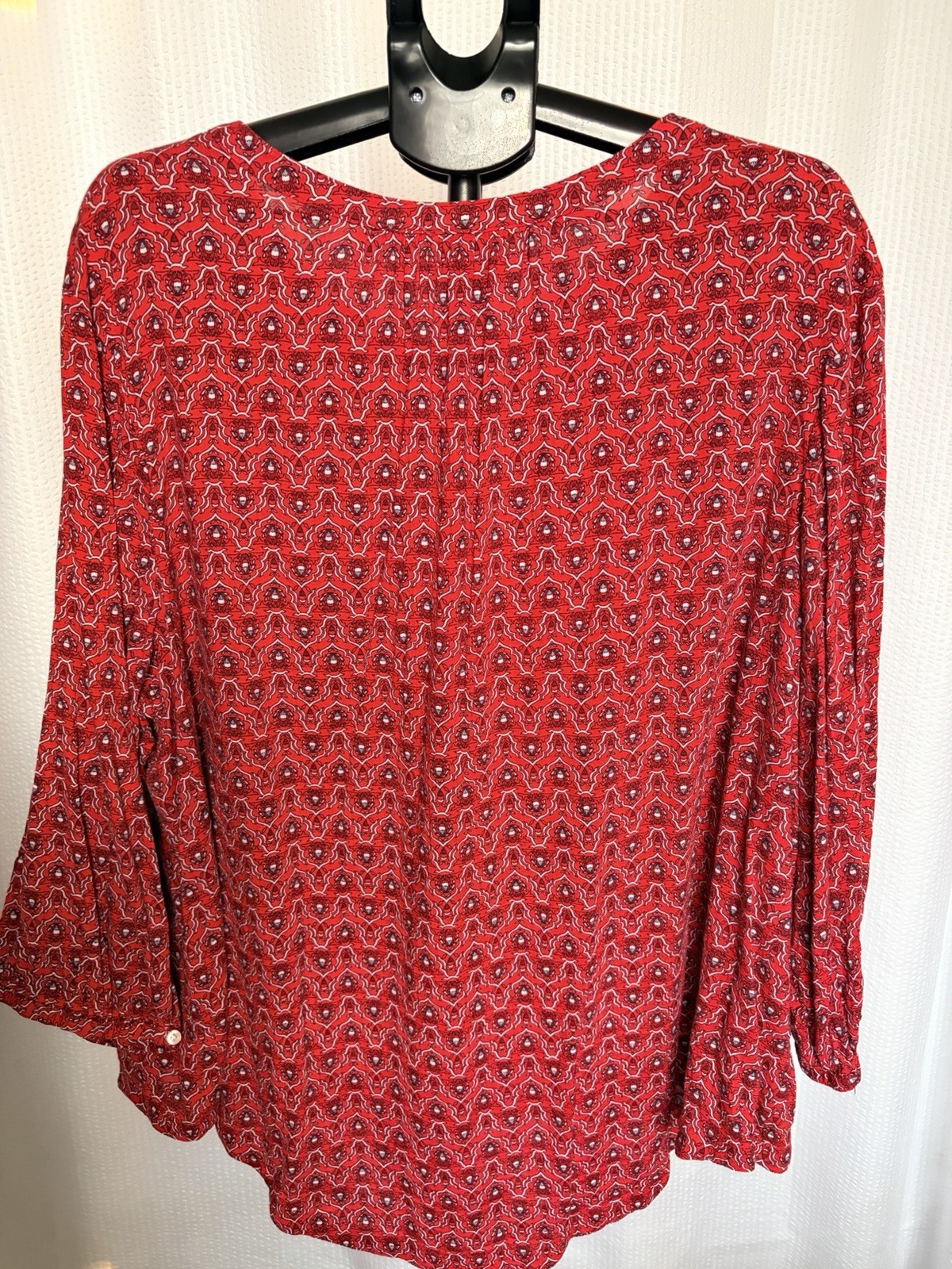 St. John’s Bay Women’s 3X Red Geometric V-Neck 3/4 Sleeve Button Blouse