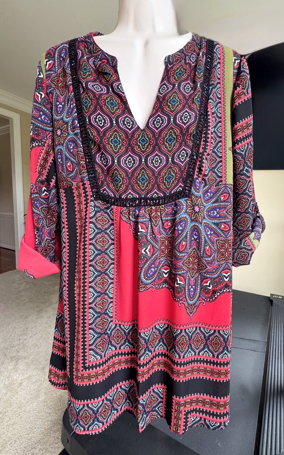 Figueroa & Flower Women’s L Multicolor Paisley V-Neck 3/4 Sleeve Tunic Blouse