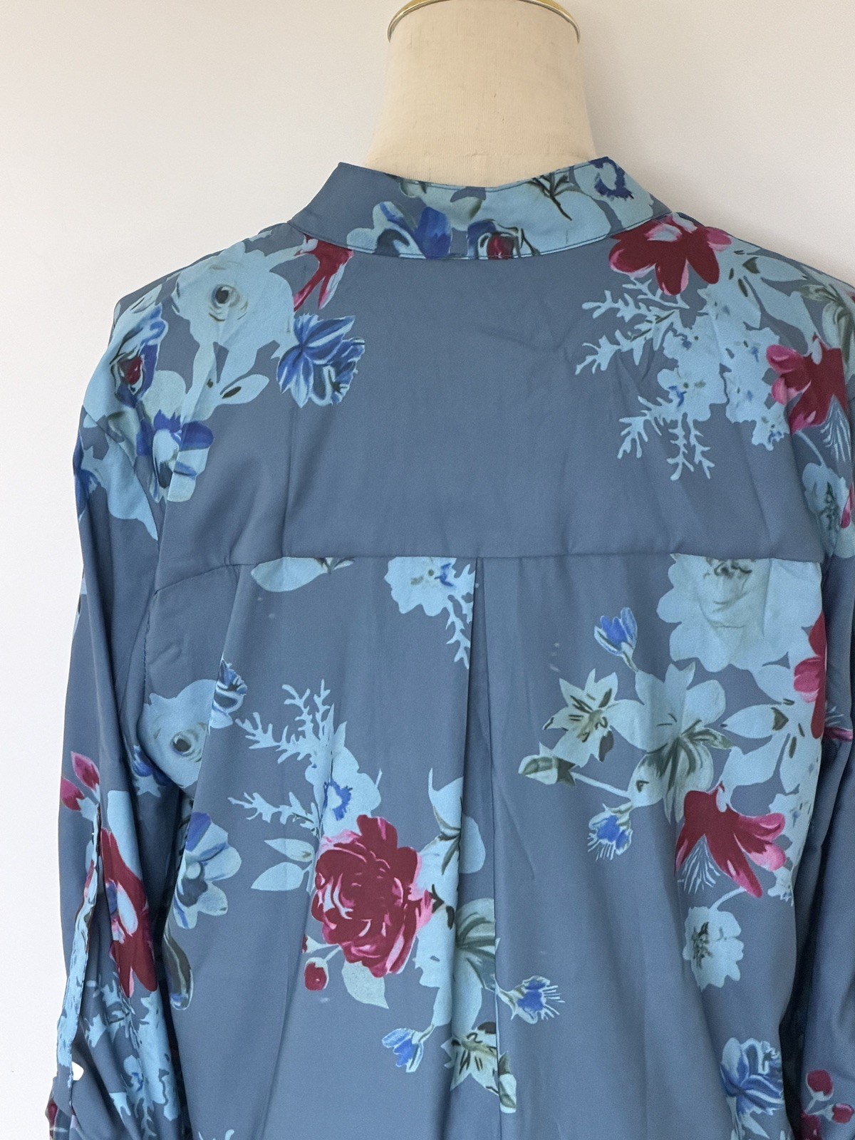 Floryday Women’s Blue & Pink Floral Satin Silk Blouse Top Shirt Size M Worn Once