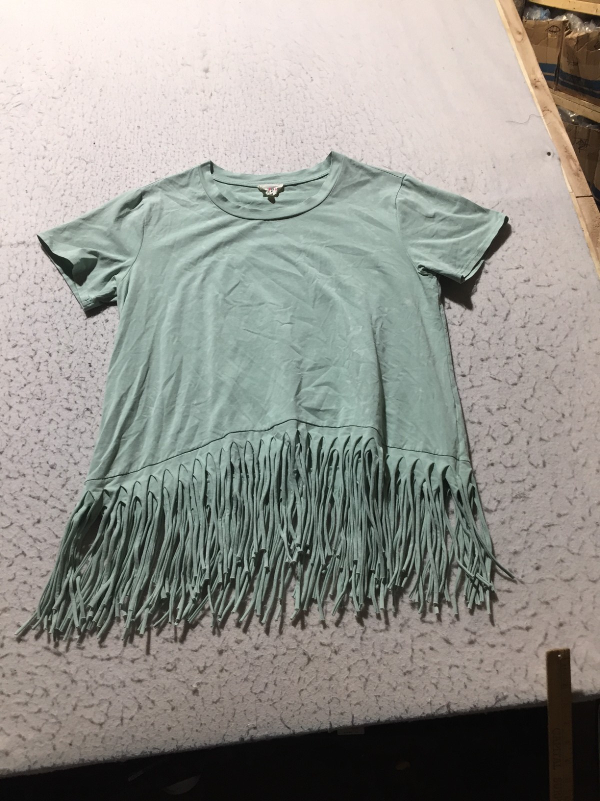 Bibi T Shirt Womens XL Green Round Neck Tassle Bottom