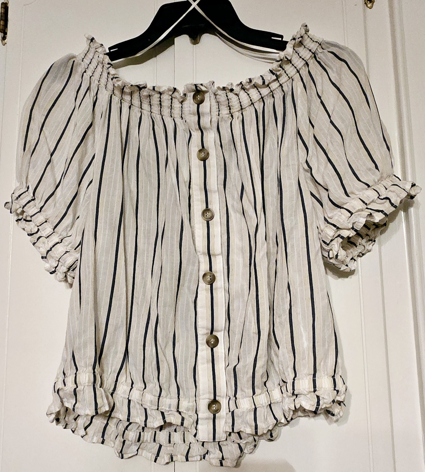 H&M Off-the-Shoulder Striped Crop Top Button Up Puffed Short Sleeves Size 10