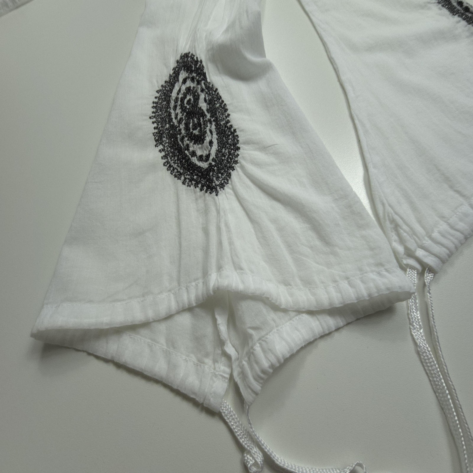 Karma Highway Womens Top Small White Embroidered Tunic Blouse Bell Sleeve Boho S