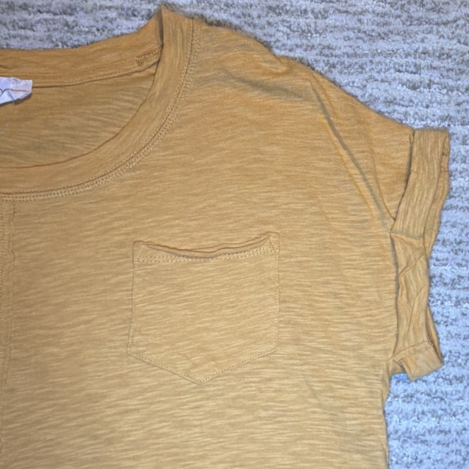 Hippie Rose Women’s S Yellow Solid Scoop Neck Cap Sleeve Pocket Cotton Tee