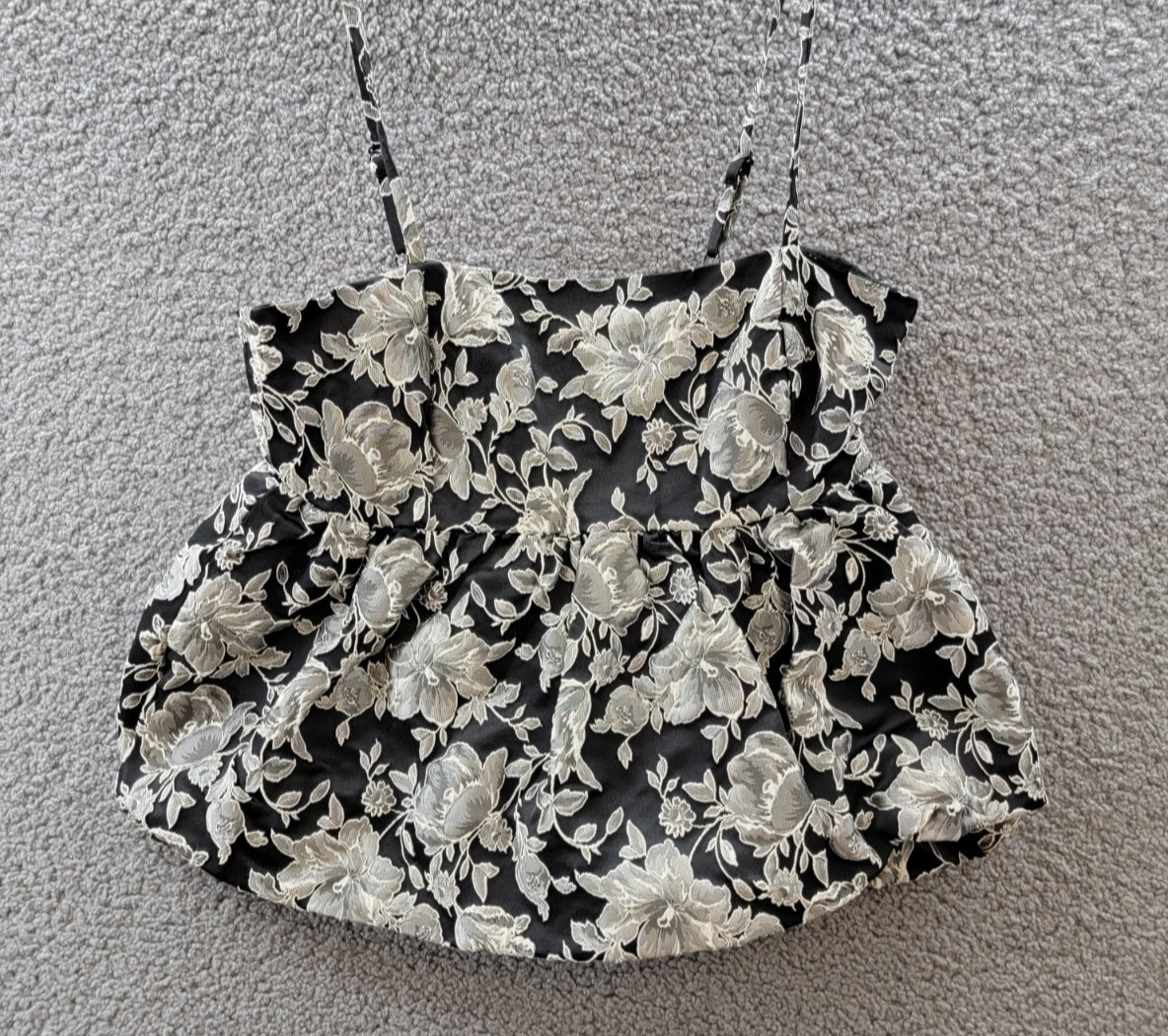 Steve Madden Bodi Floral Brocade Peplum Top Women’s S Black/White Zip Closure