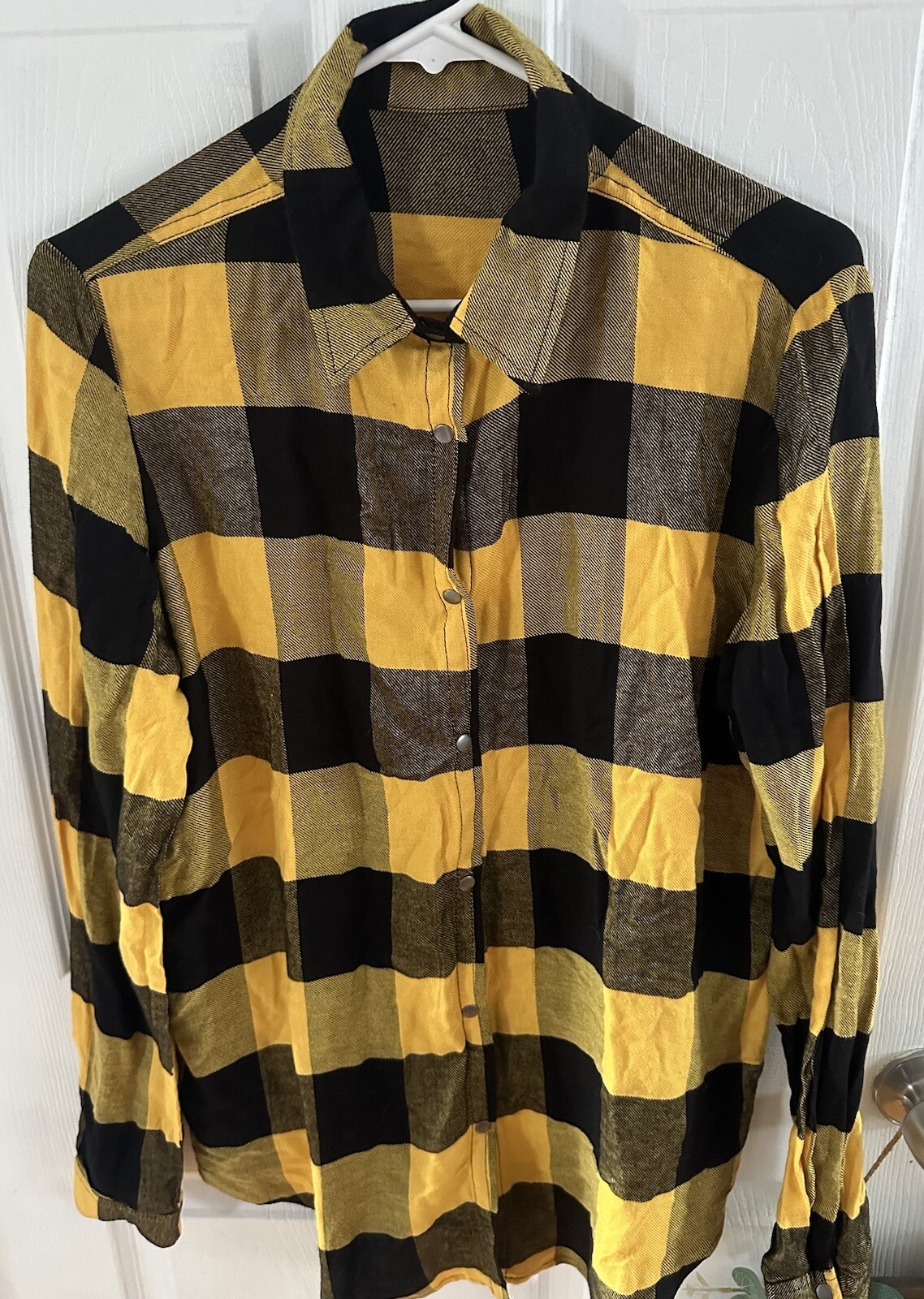 Balera Sz MA Yellow & Black Checkered LS Lightweight Flannel NWOT