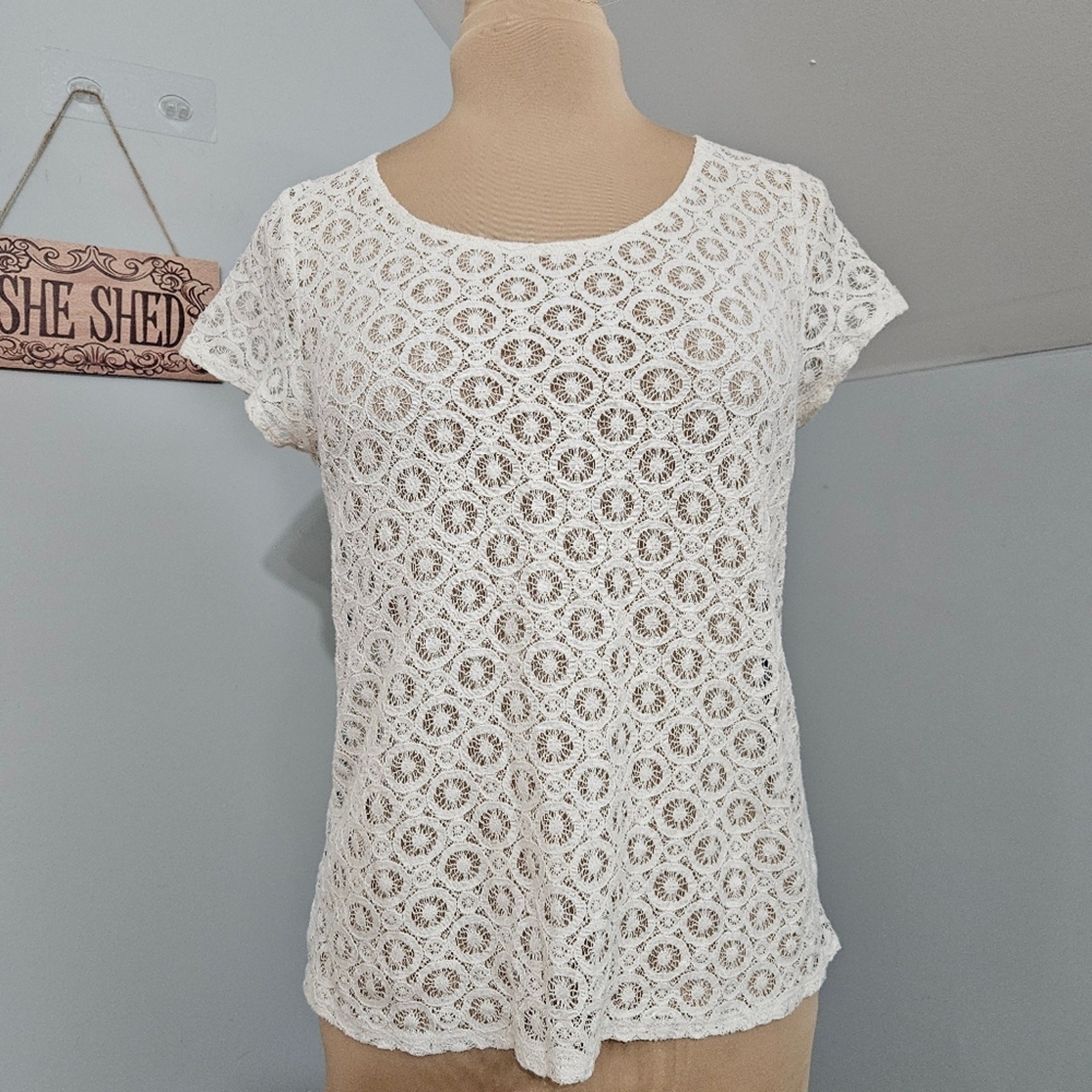 White Crochet Lace Boho Top Size M Keyhole Short Sleeve Chic Cottagecore Fairy