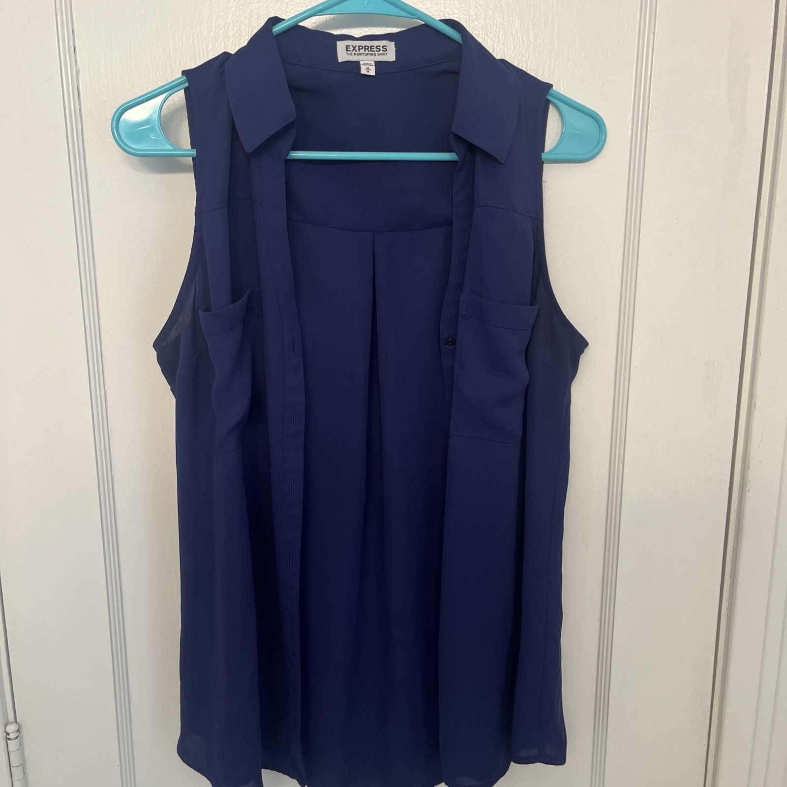Express Women’s The Portifino Shirt Sleeveless Navy Size M Button Down