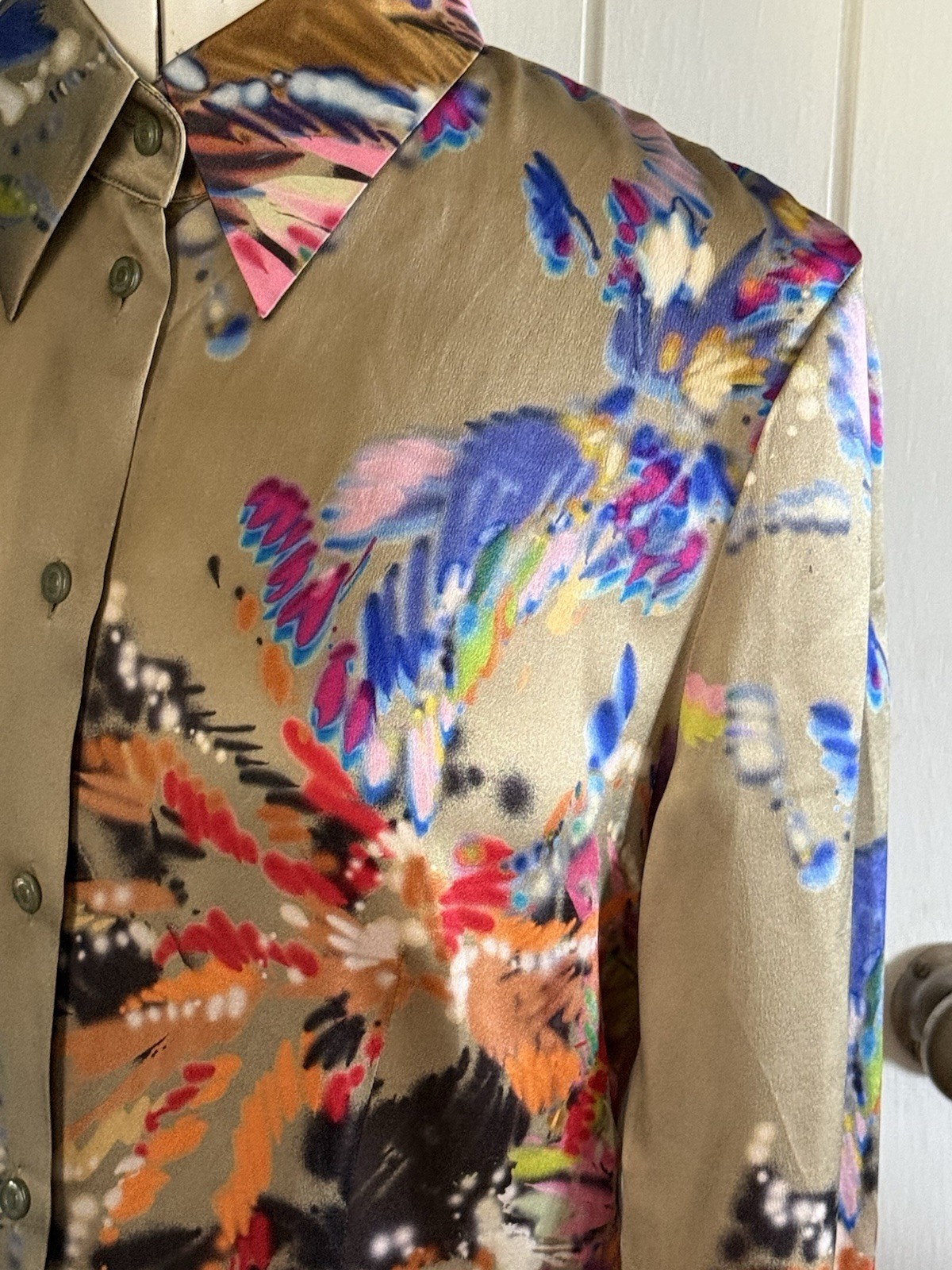 Escada 100% silk multi coloured shirt blouse – Size 38 UK 10 / 12