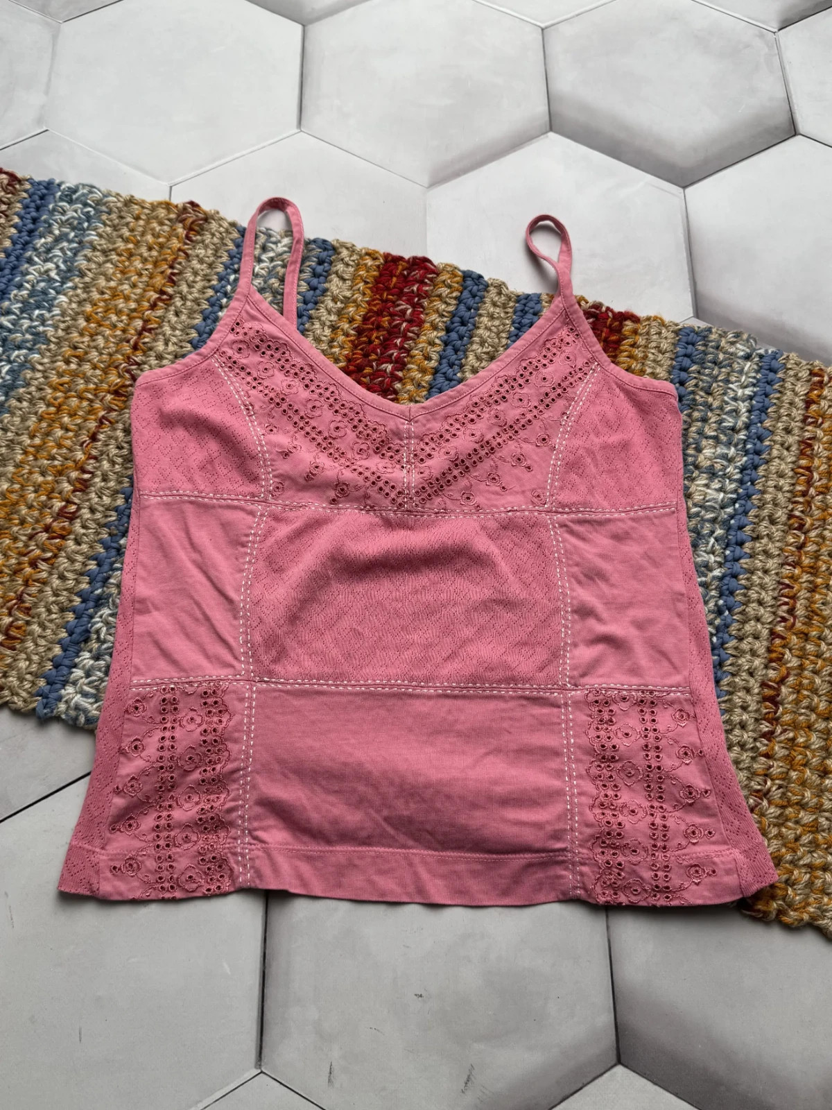 Eyelet Embroidered Cami Top Spaghetti Strap Boho Y2K Summer Tank Women’s Size S