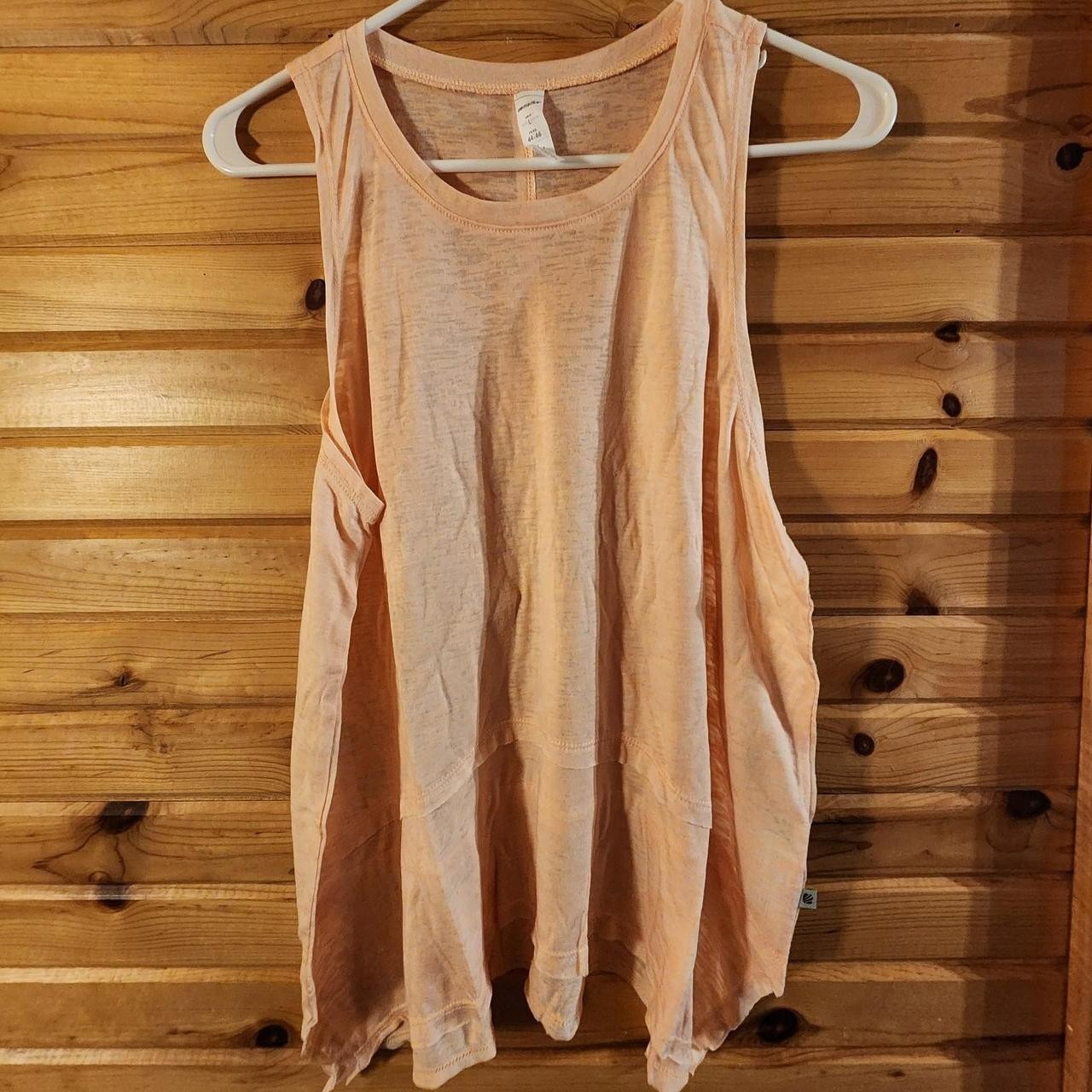 Marika peach tank top. Size L #summer