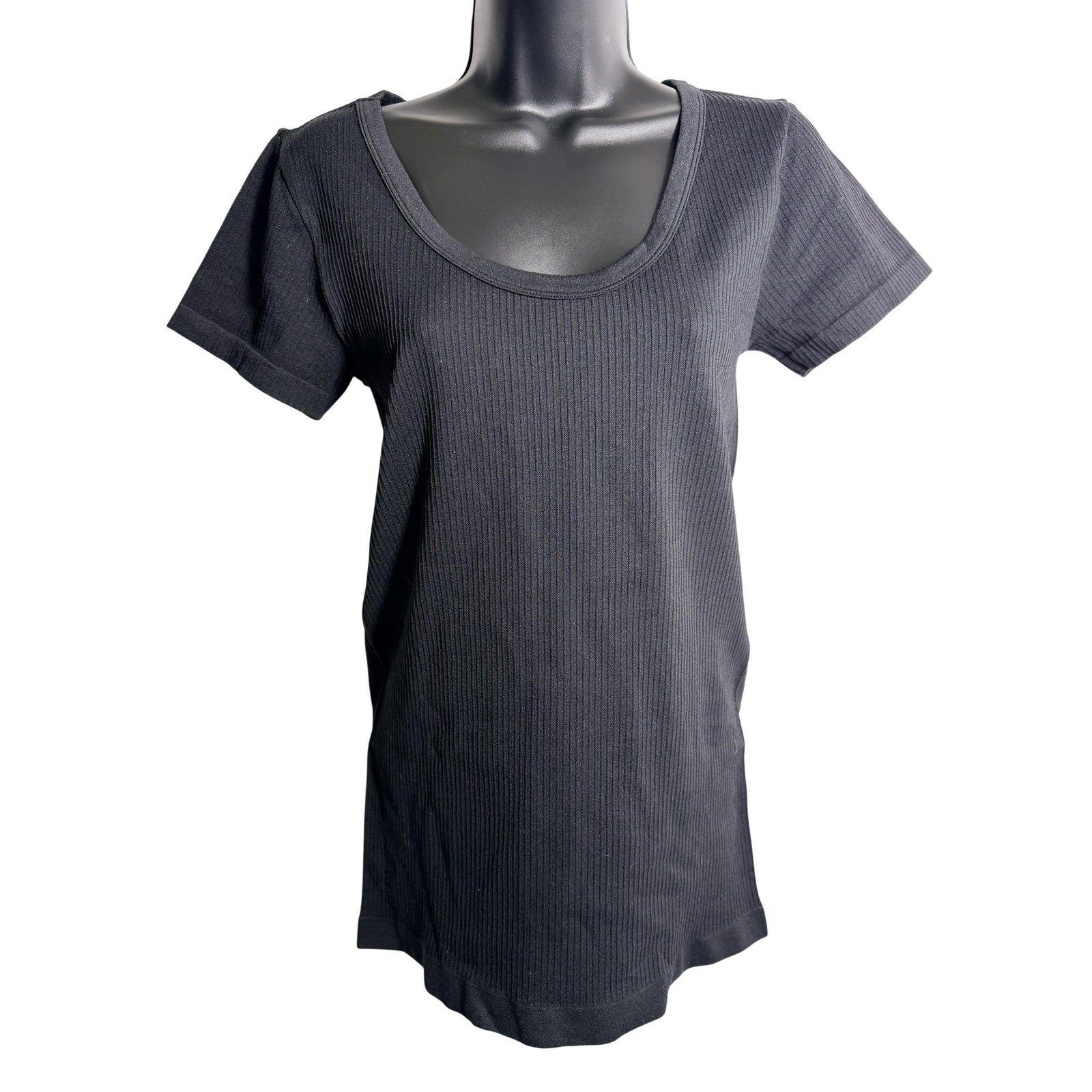 Isabel By Ingrid + Isabel Shirt Womens Medium Black Scoop Neck Maternity Top