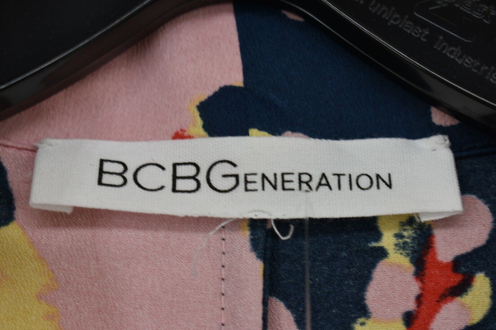 BCBGeneration Womens Blue Pink Satin Twisted Front Satin Peplum Hem Blouse XXS