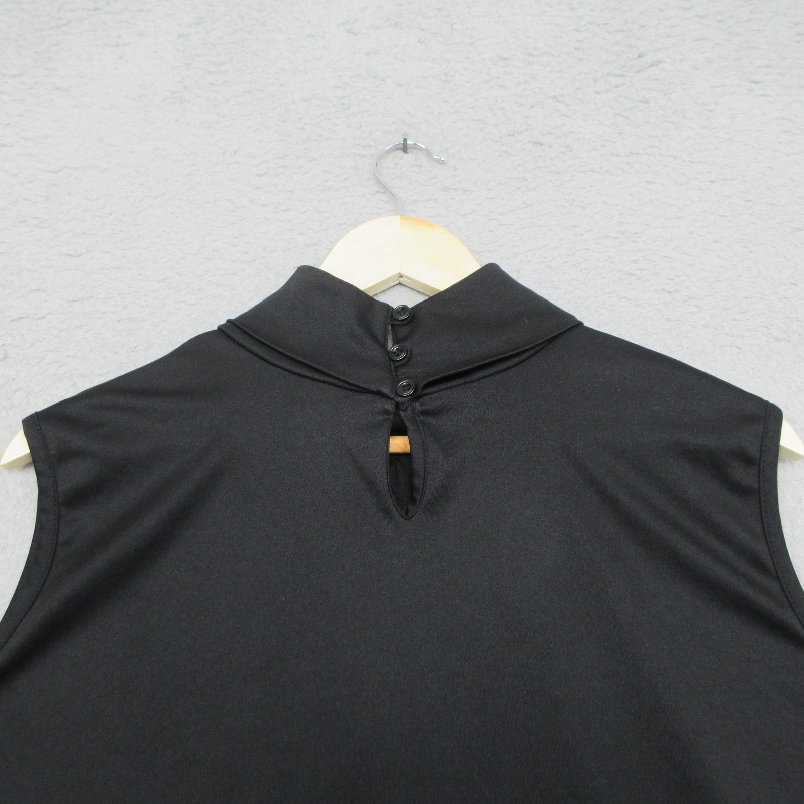 Willow Ridge Womens Black Mock Neck Sleeveless Blouse Keyhole Stretch Size XL