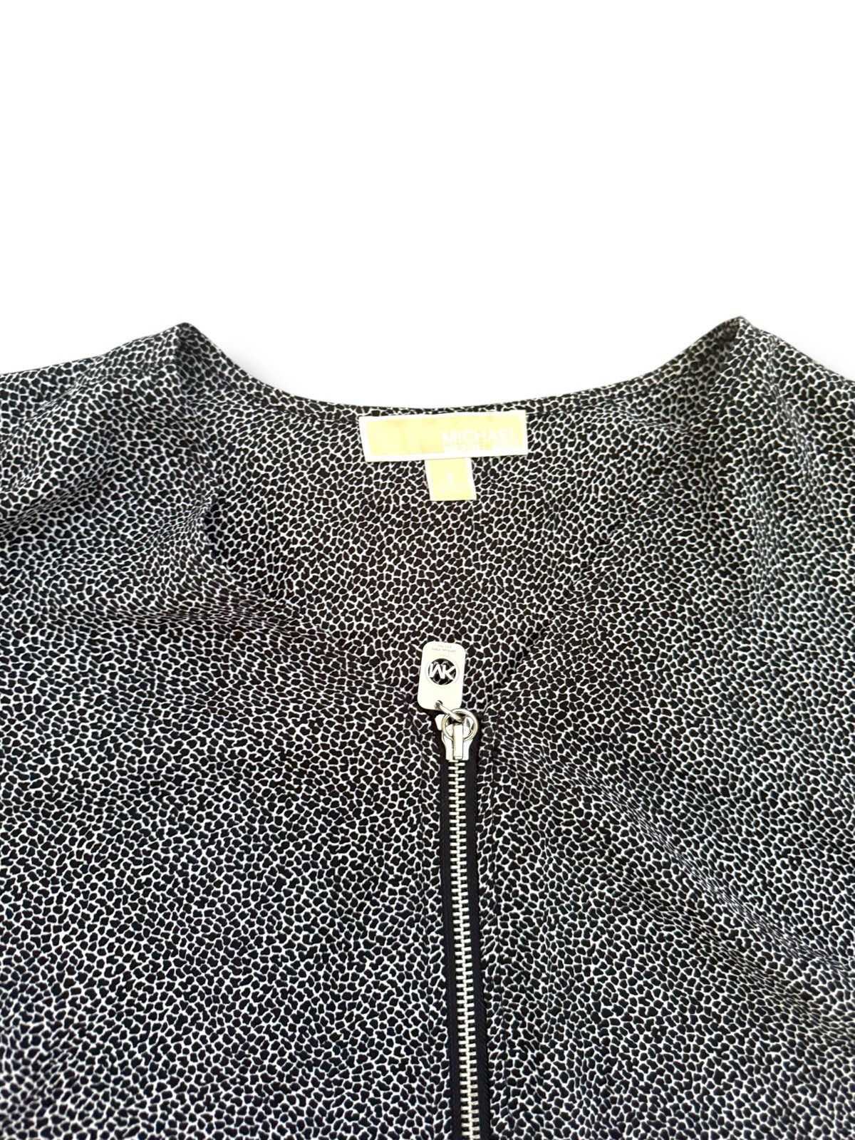 Michael Kors Women’s Short Sleeve silver Animal Print Zipper Logo Blouse Size S