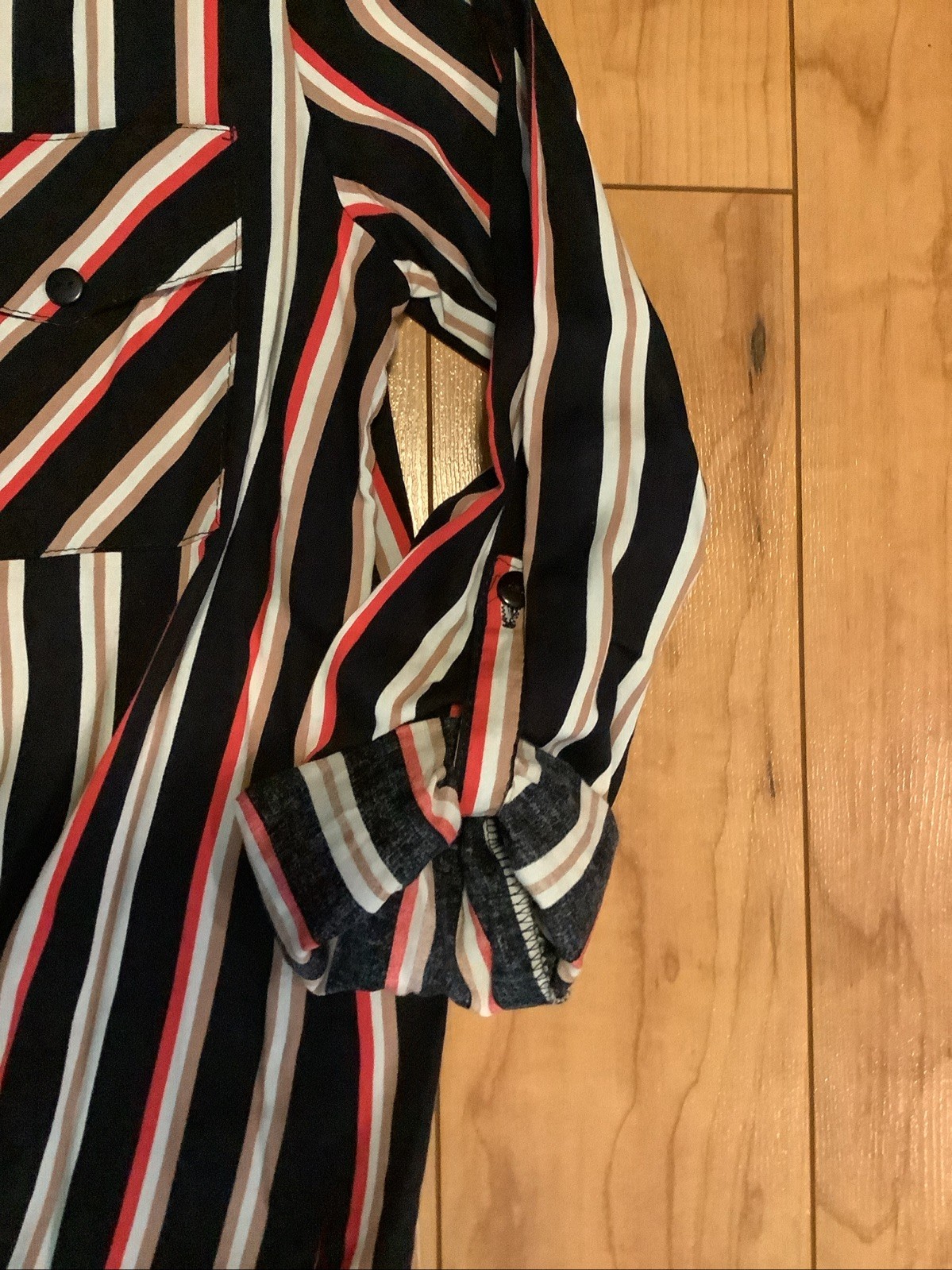 Women’s LOVE NOTES Blue Red White Long Sleeve Rayon Blouse Size S, Tie Bottom