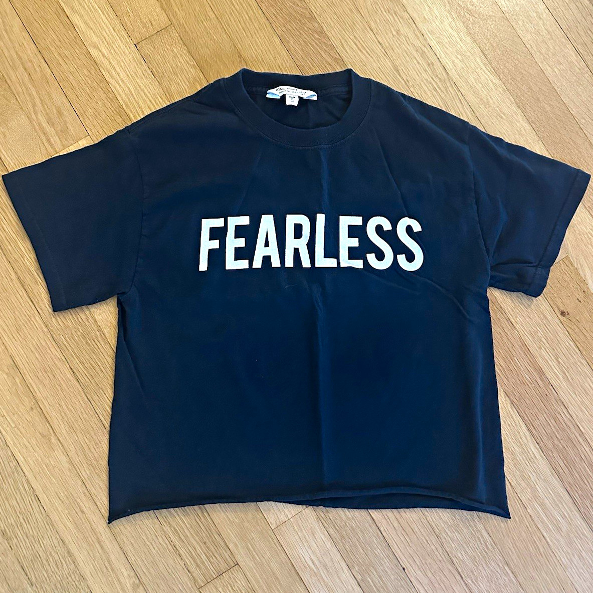Miss Selfridge “Fearless” Graphic Crew Neck Short Sleeve Cropped Black T-Shirt S