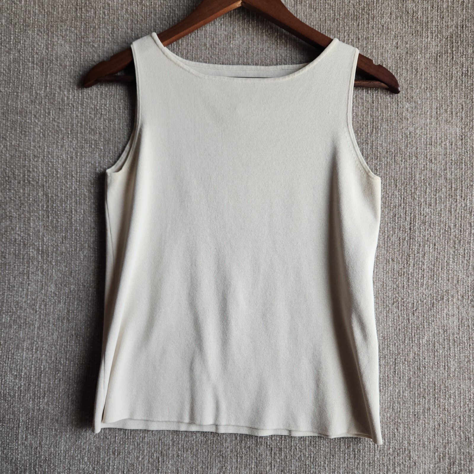 Chico’s Ivory Ribbed Knit Tank Top Boat Neck Sleeveless Cream Size 1 / Medium