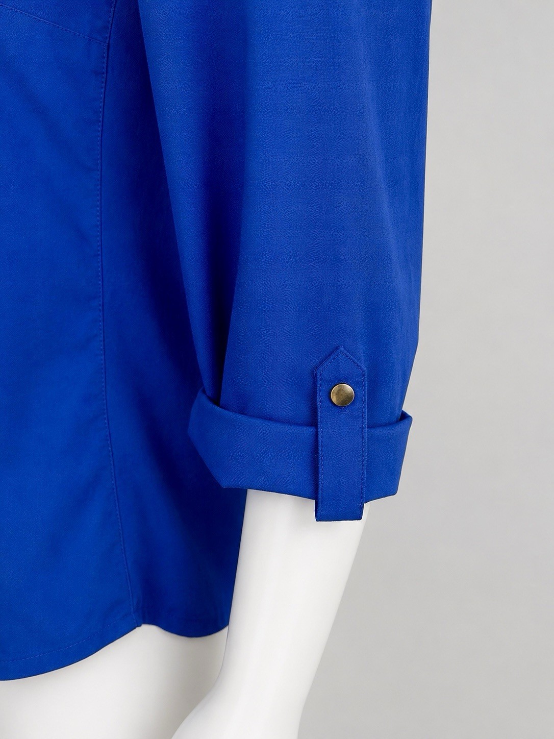 Cathy Blouse Top Womens Medium Blue Zip Front Collared Roll Tab Sleeve Pocket