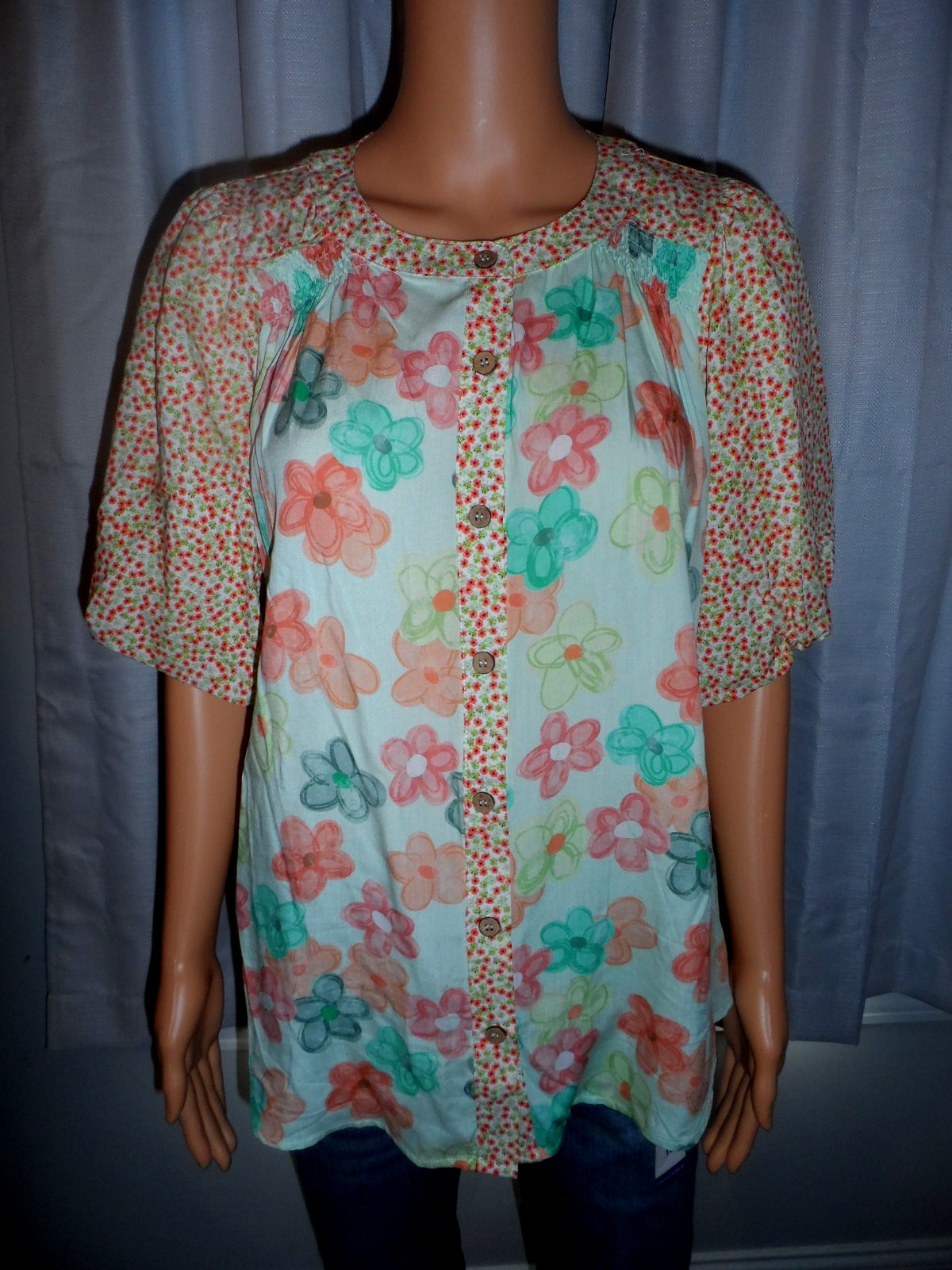 Pretty Sage & Fig size M green orange floral print button up puff sleeve shirt