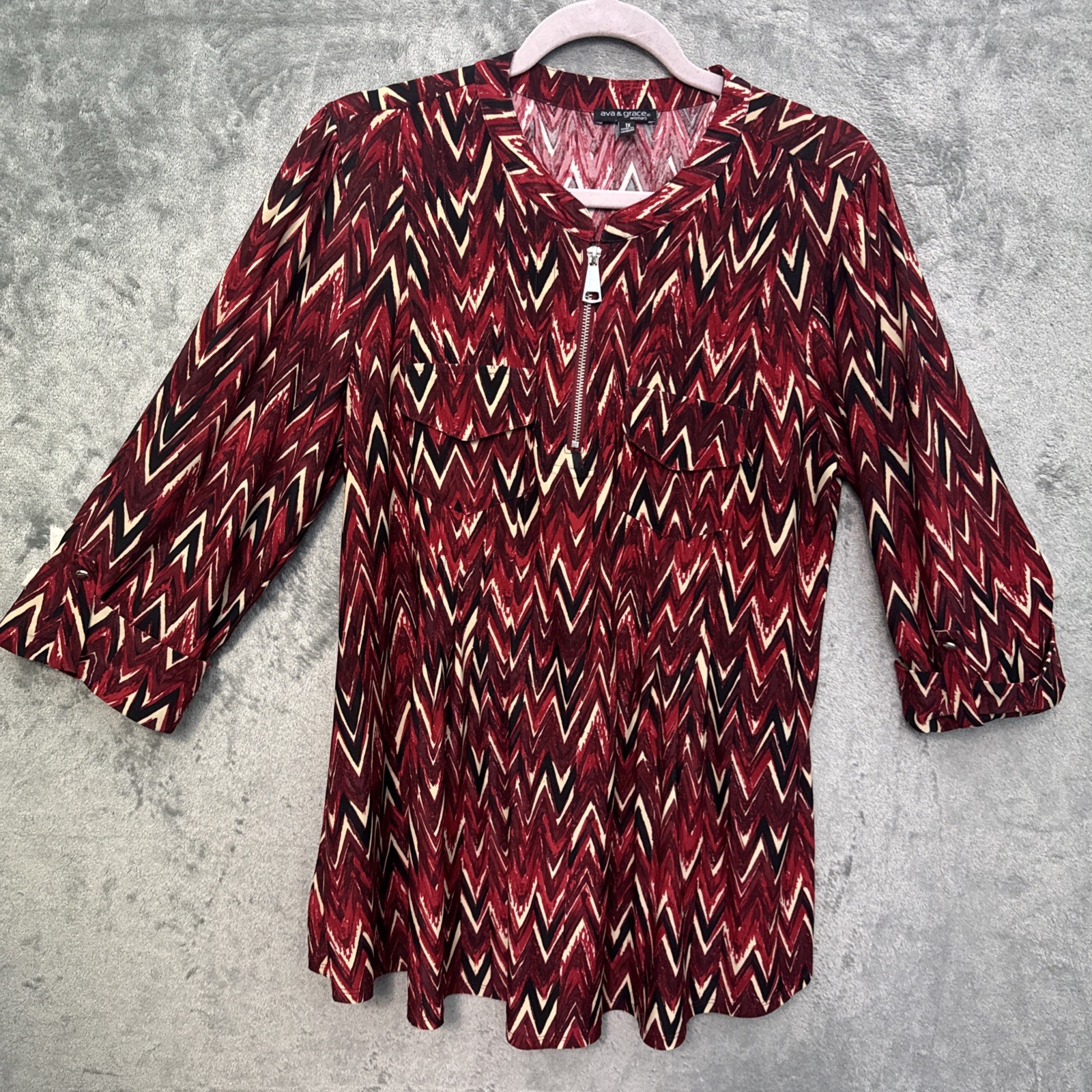 ava and grace top woman 1X burgandy herringbone tunic 1/4 zip