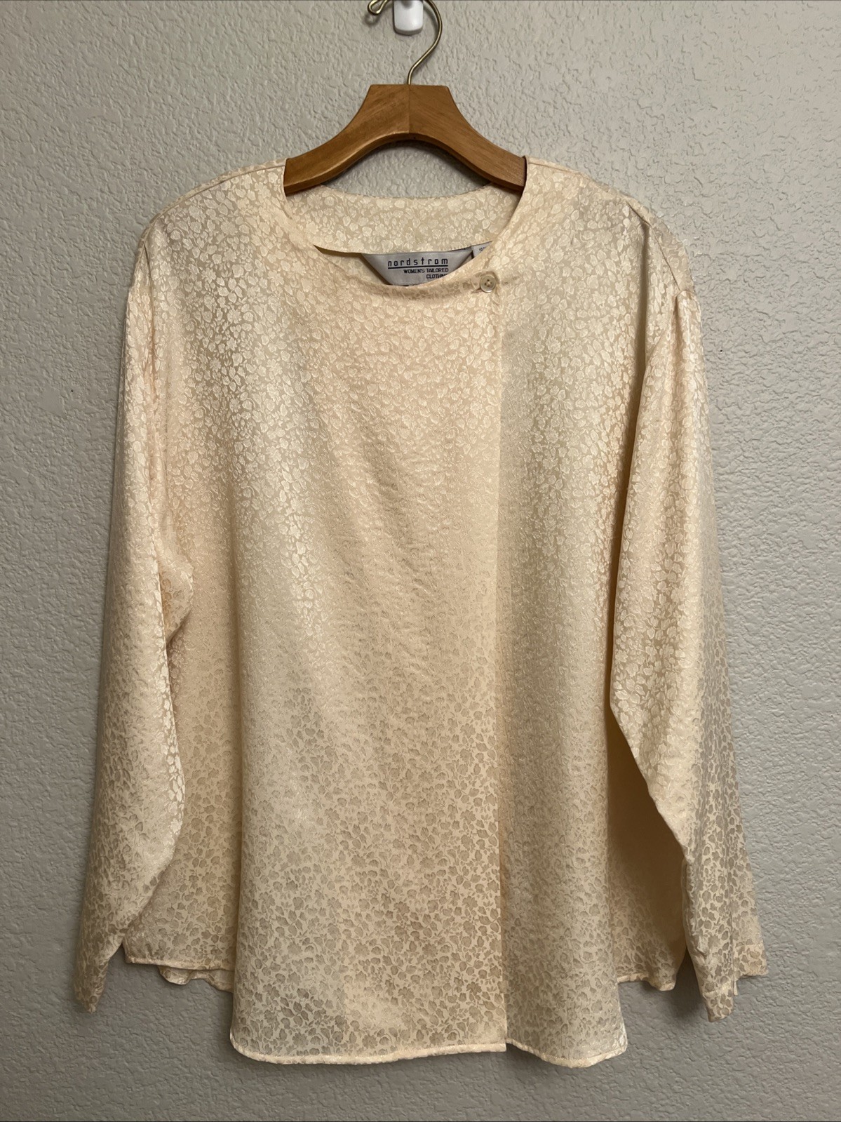 Vintage Nordstrom Silk Top Minimalist Quiet Luxury Old Money Romantic Cottage 14