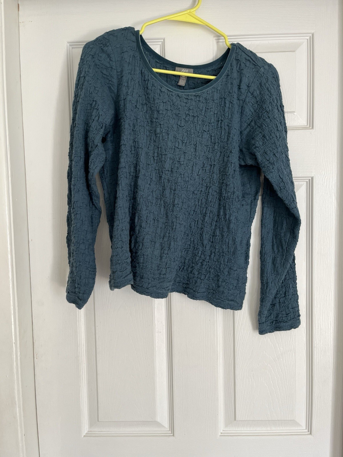 J Jill Women’s Solid Medium Petite Long Sleeve Top Blouse Blue U neck