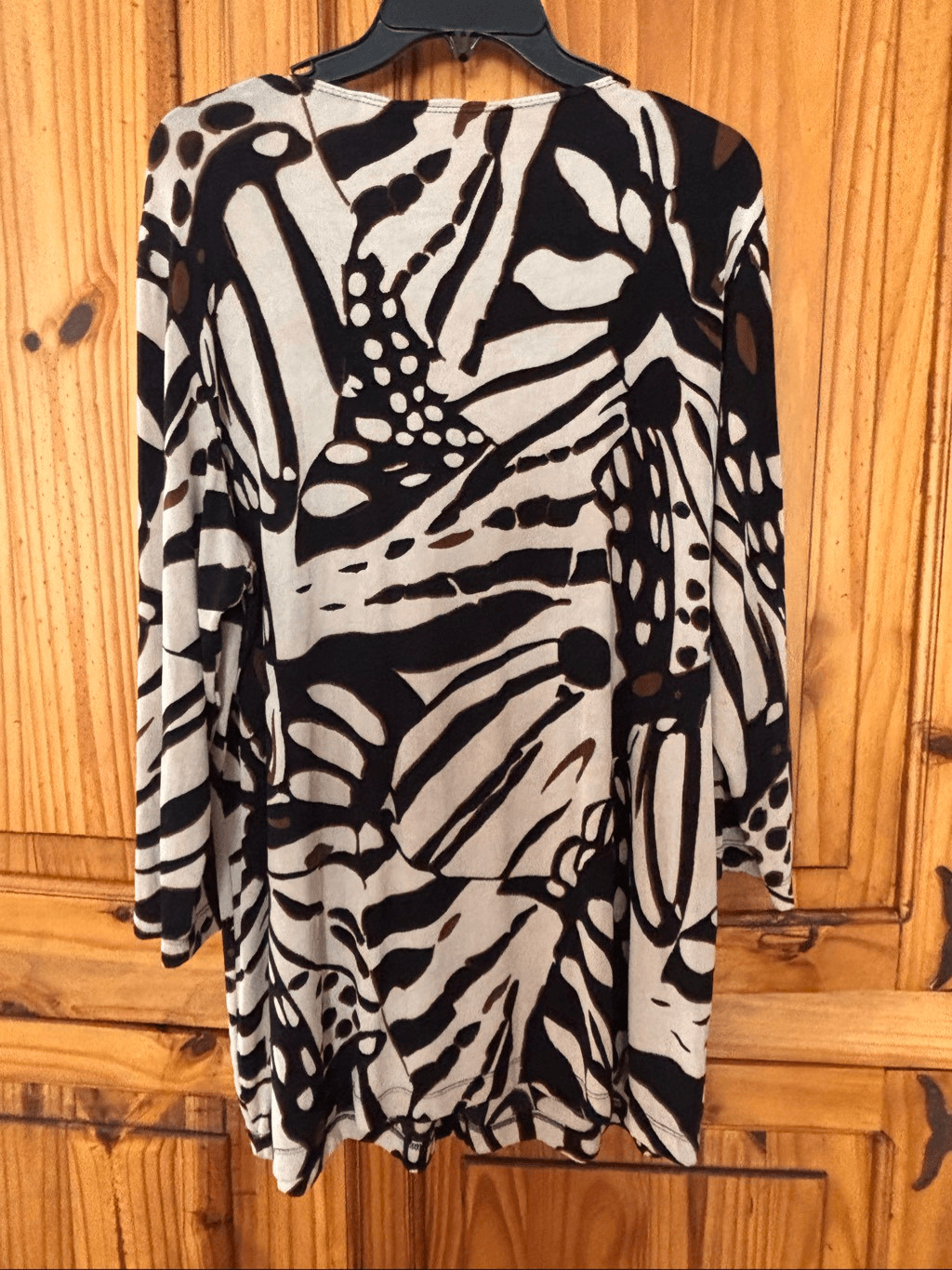 Chico’s Travelers Animal Print Beaded Neckline Top