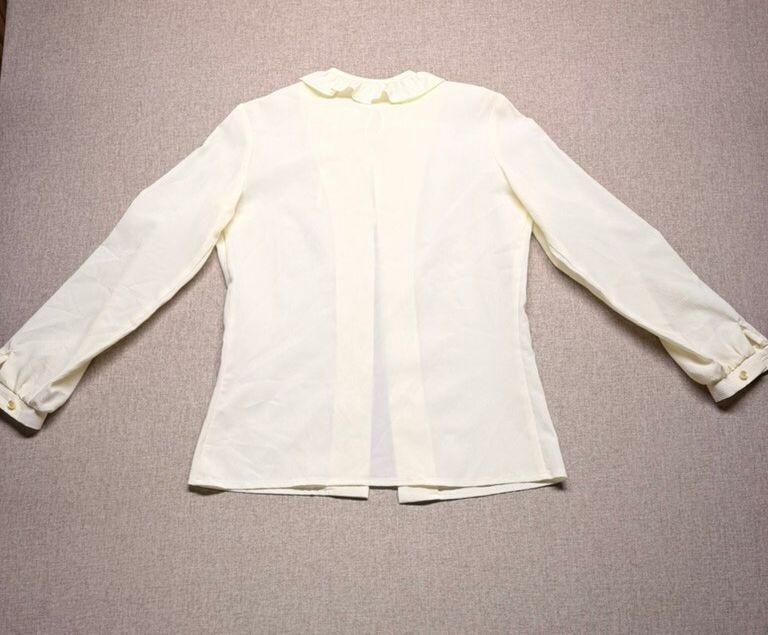 Frankly Speaking Ivory Peter Pan Collar Tie Neck Blouse Women’s 7/8 Long Sleeve