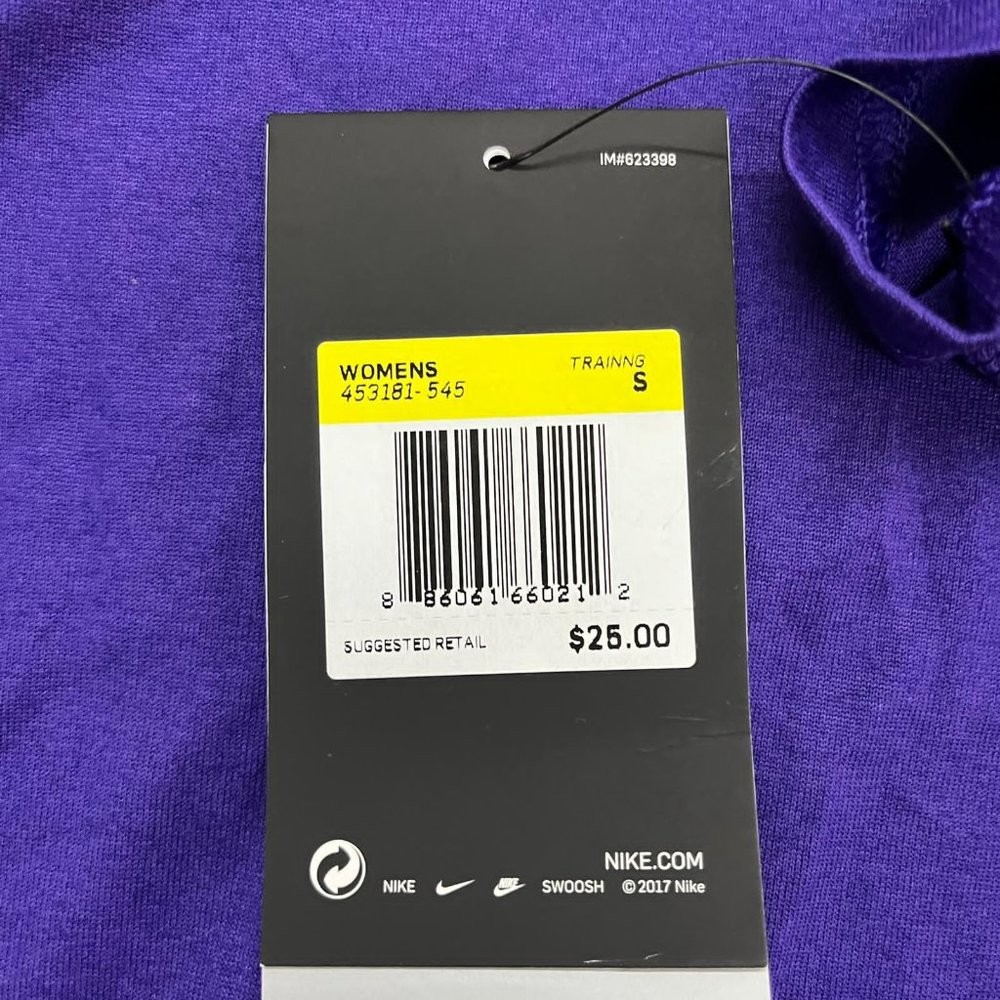 NWT Nike 1pc top