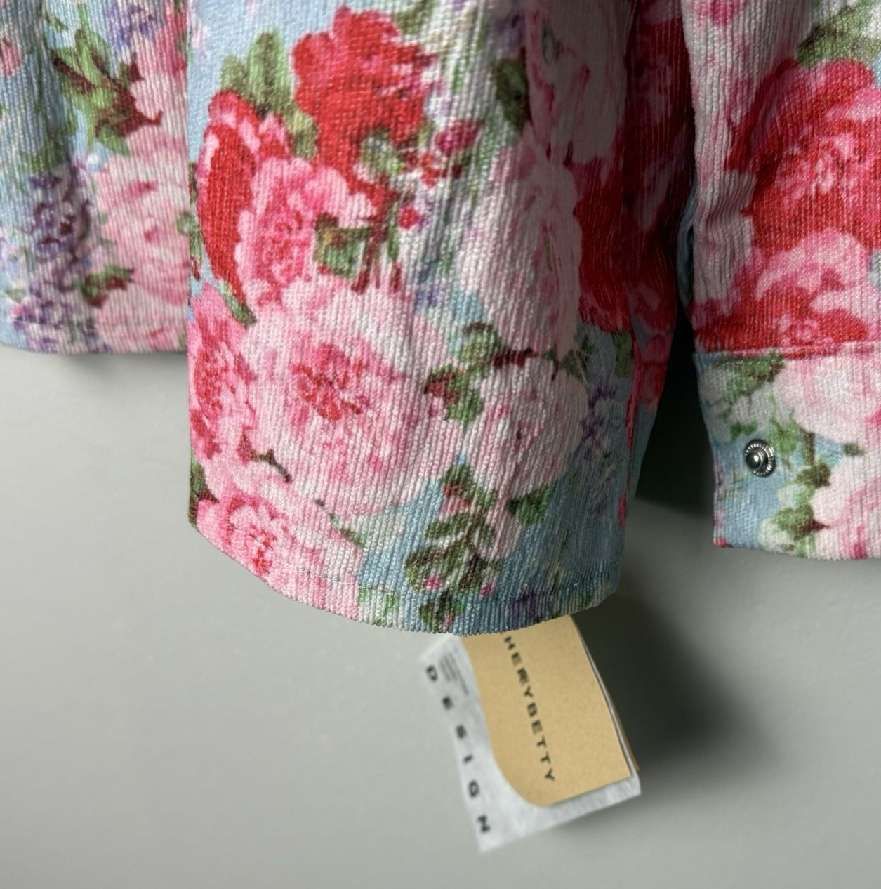 NEW CHERRYBETTY Corduroy Shirt Size XL Top Snap Front Floral Ruffles Stretch