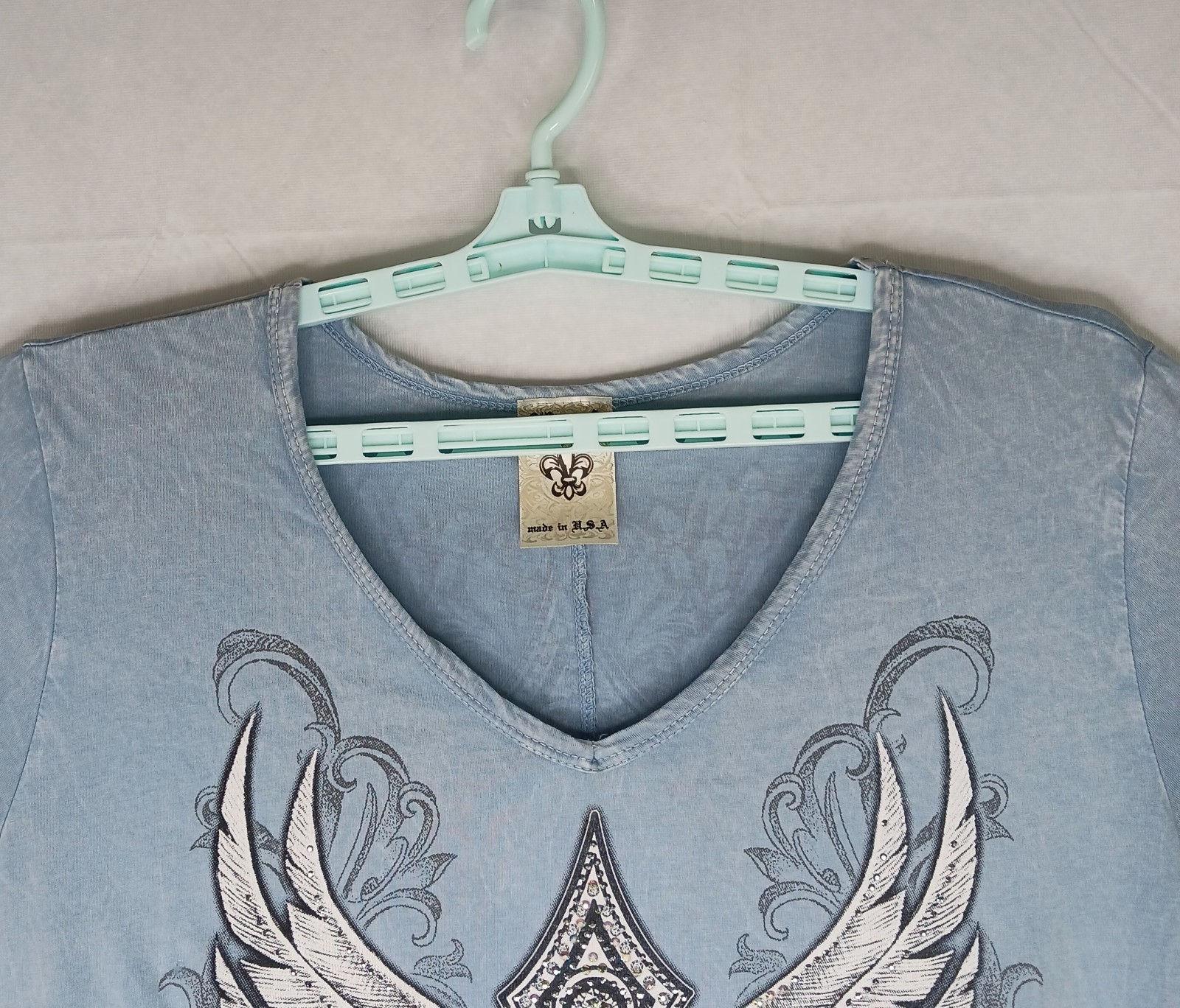 Vocal womens Y2K Wings Fleur De Lis tunic top beaded sparkly 2XL baby blue USA