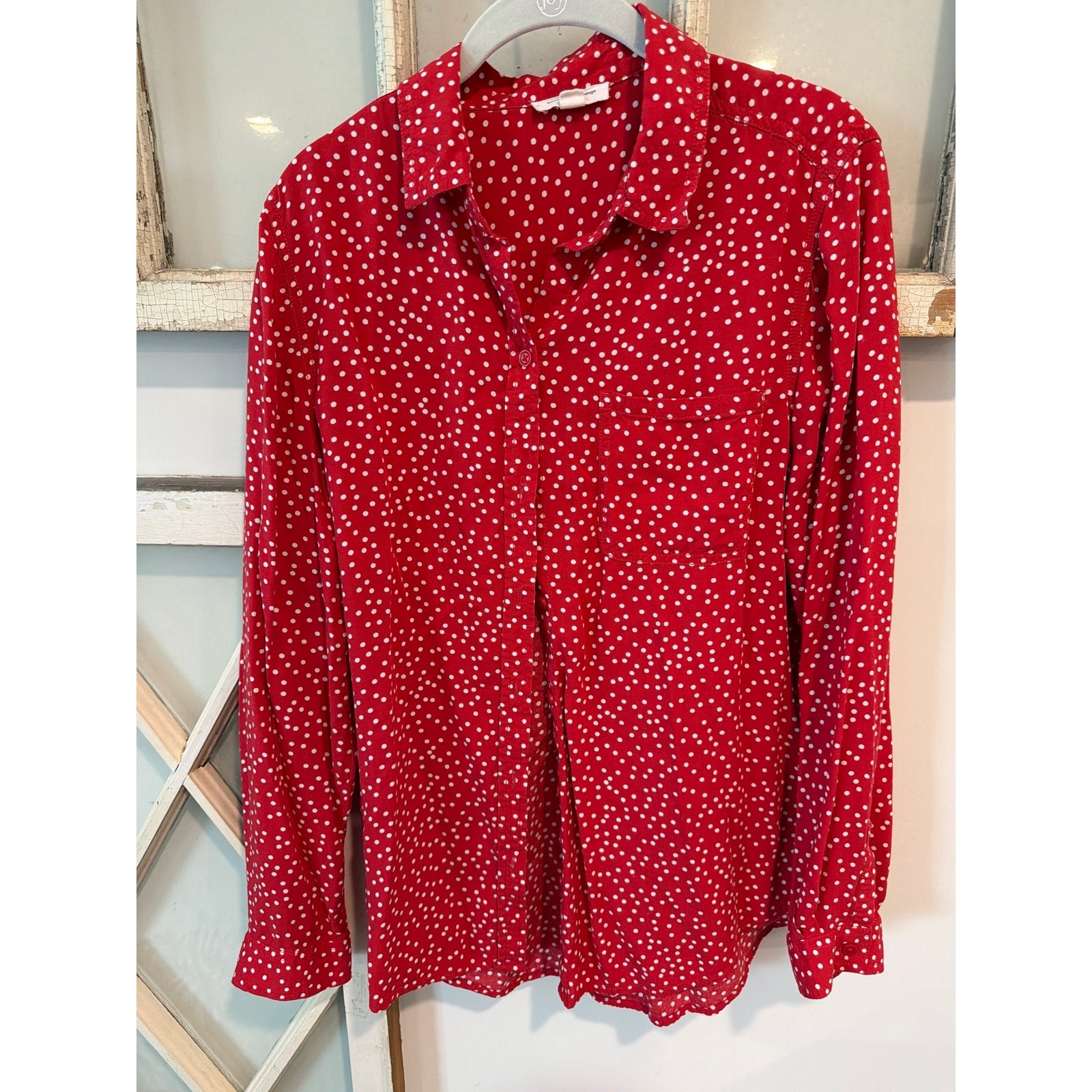 Beach Lunch Lounge size large red and white polkadot button down shirt viscose