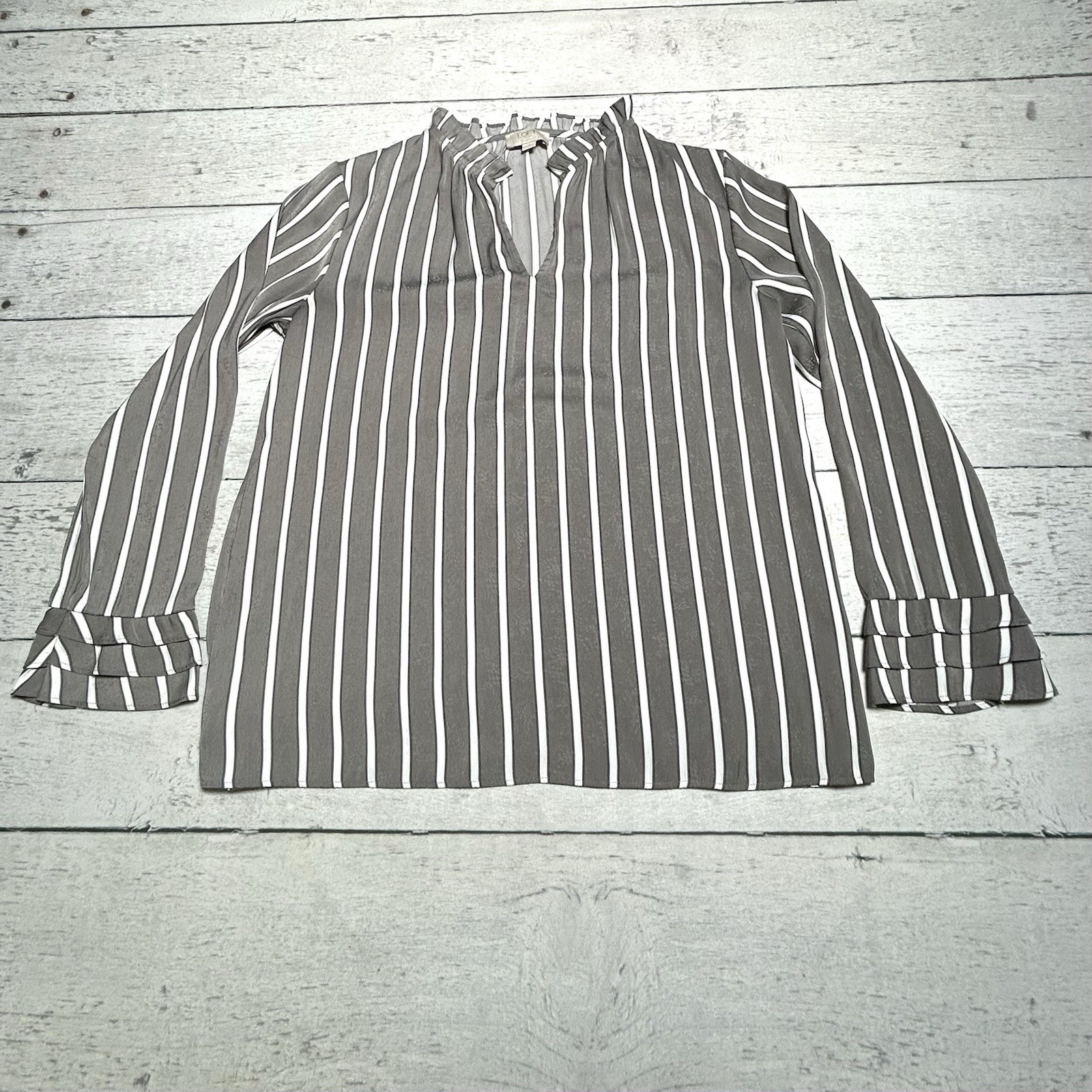 Loft PM Gray White Striped Ruffle Keyhole Blouse Top Office Cottage Boho Peasant