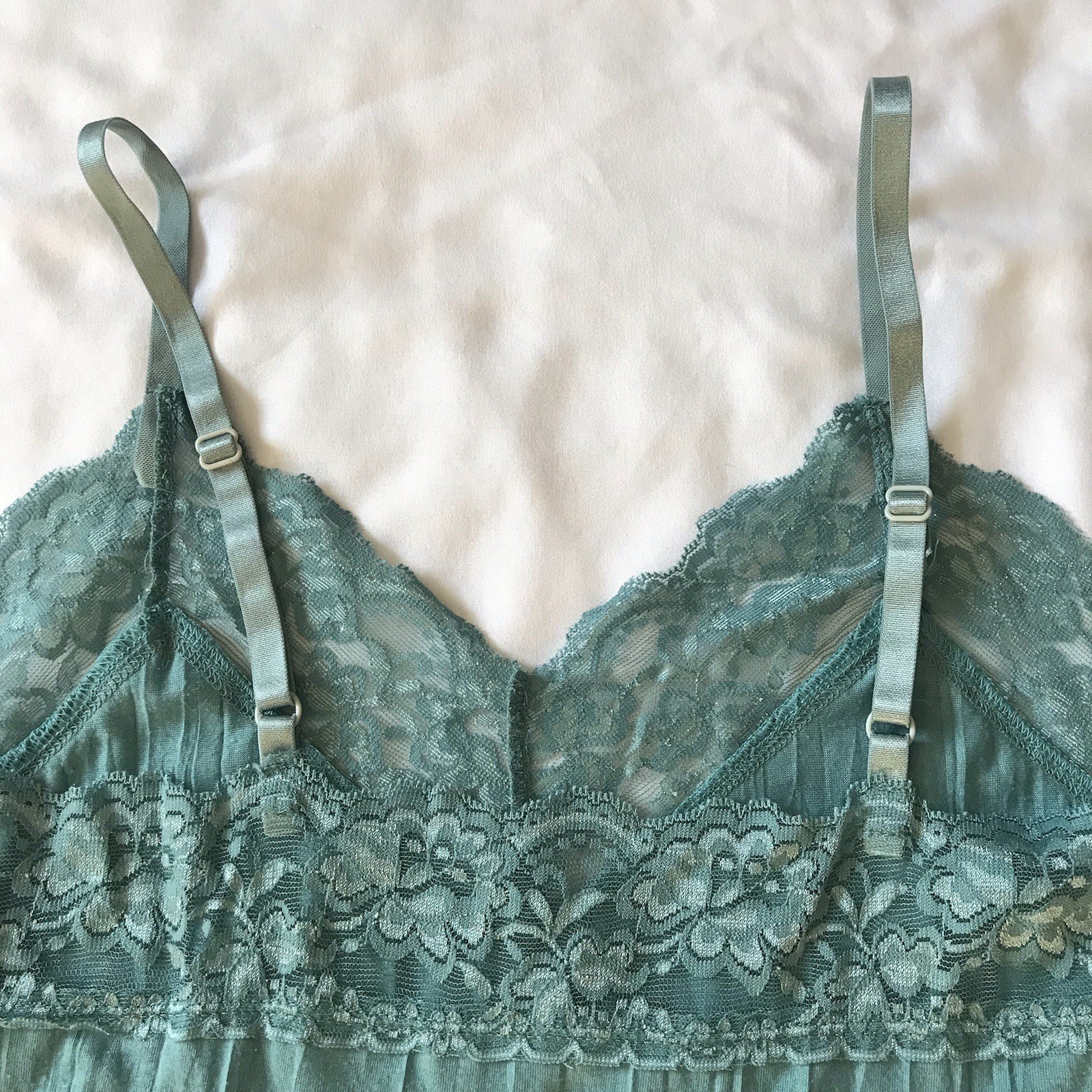 Babydoll Cami Top SZ L ? Green Lace Embroidered Coquette Fairy Whimsy Y2K 00s
