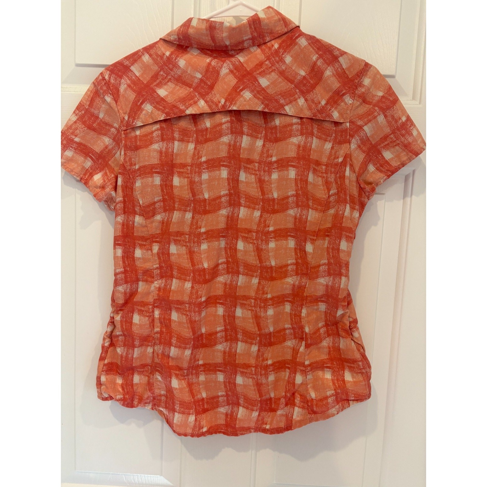 REI Women’s Short Sleeve Button Down Blouse Shirt Orange Plaid Hiking Size S 4-8