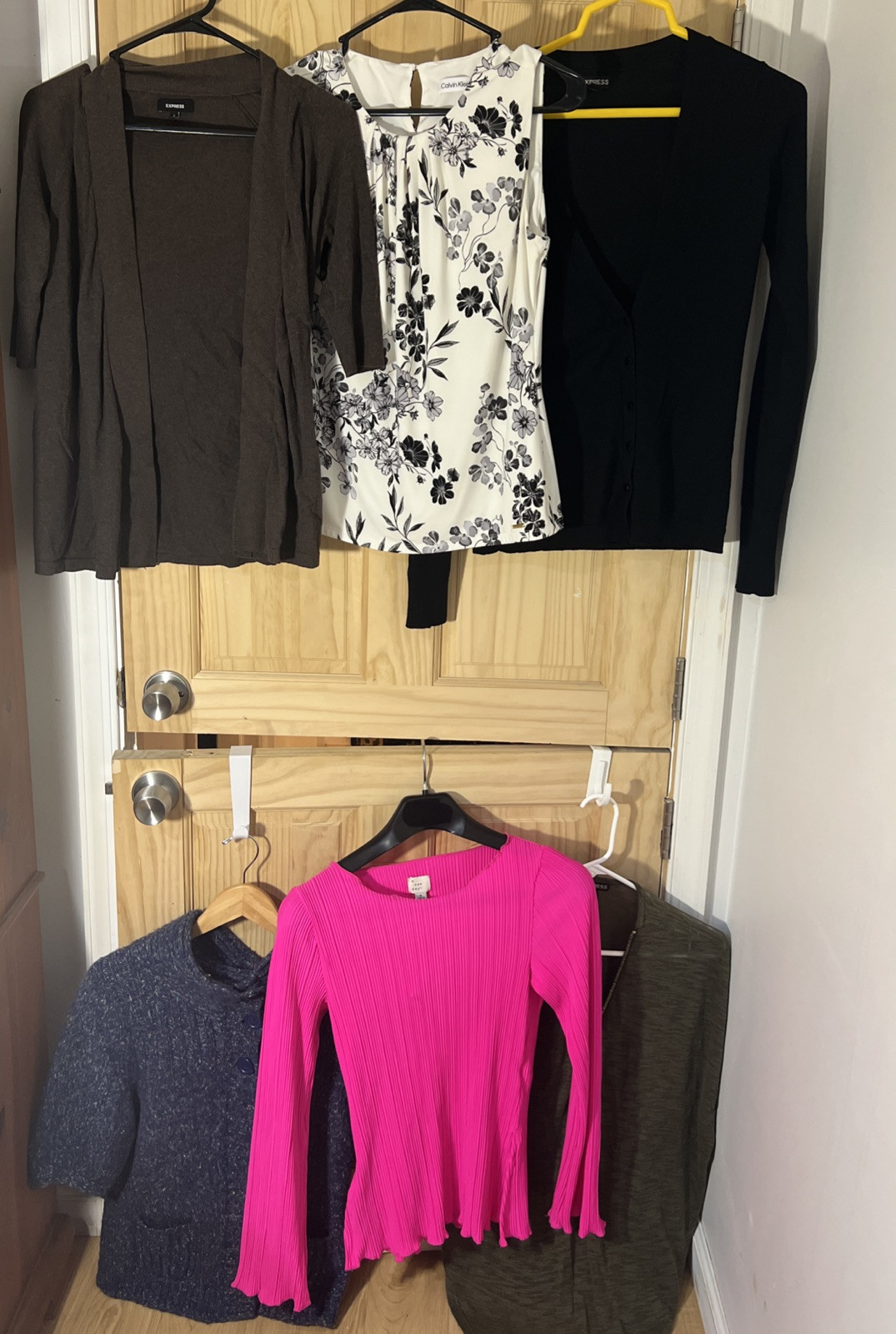 Lot Of 6- Women’s Assorted Brands Tops And Sweaters