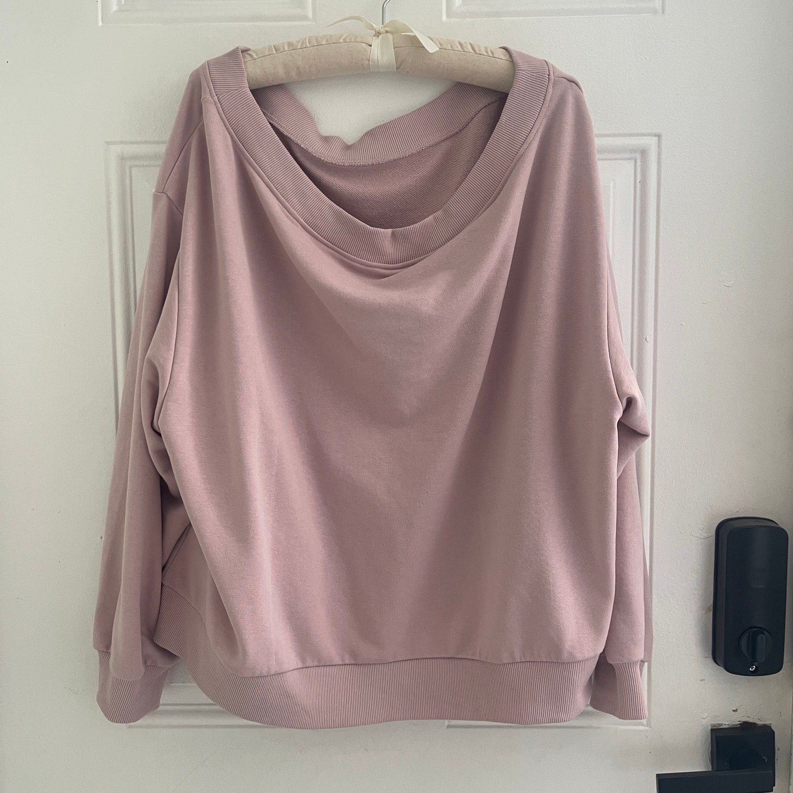 H&M Blush Pink Oversized Sweatshirt Wide Neck Pullover Size L Soft Lounge