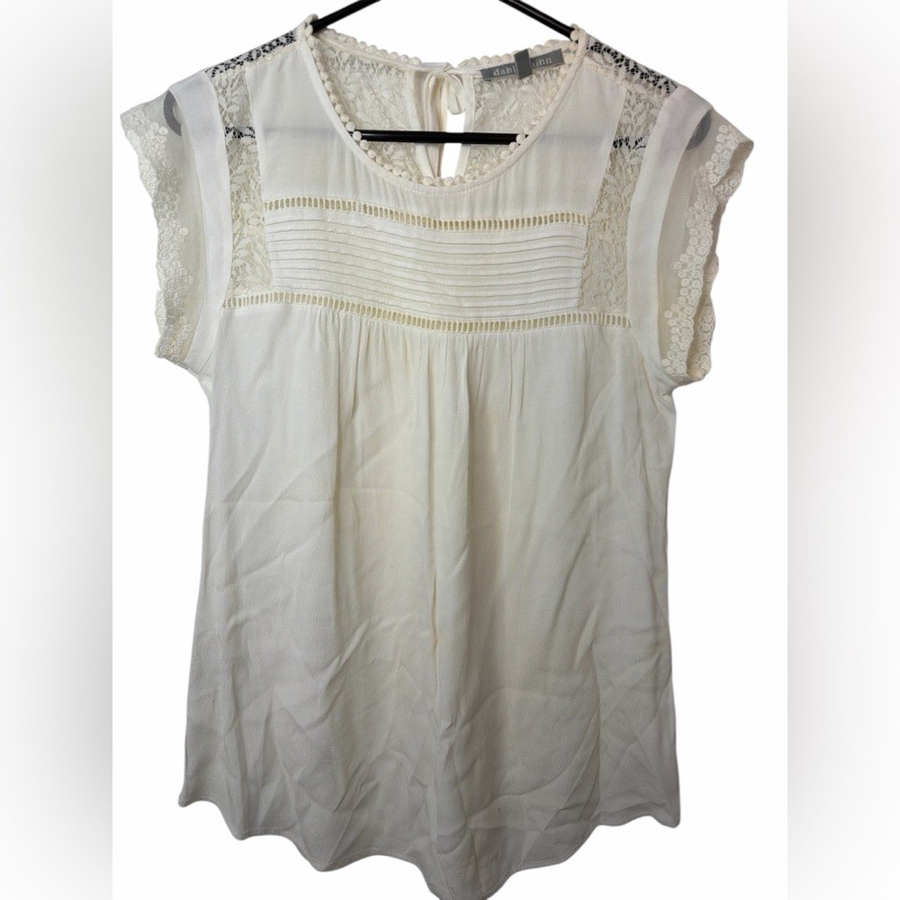 Danielrainnn White Cap Sleeve Blouse Top Lace Round Neck Tie Back