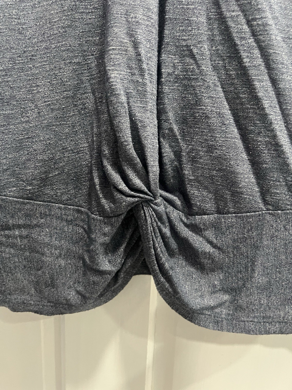 JUICY COUTURE Heathered Grey Dolman V Neck Front Knot Shirt SIZE LARGE Pre Loved