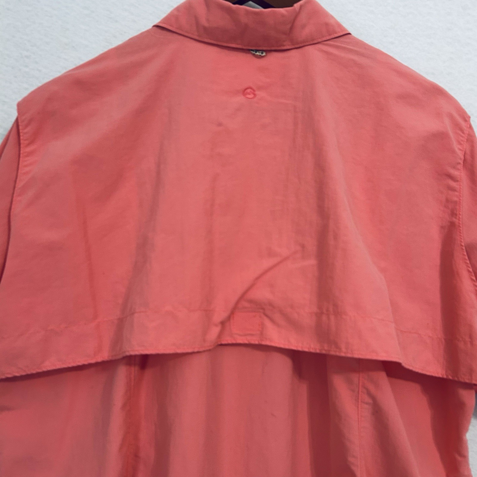 Magellan Fish Gear Shirt Women XL Coral Button Up Pocket Utility Sport Outdoor